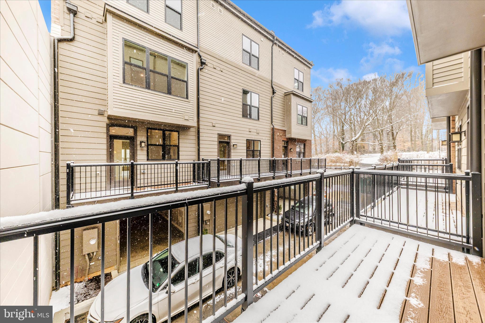 WESTBARD SQUARE - Residential Lease