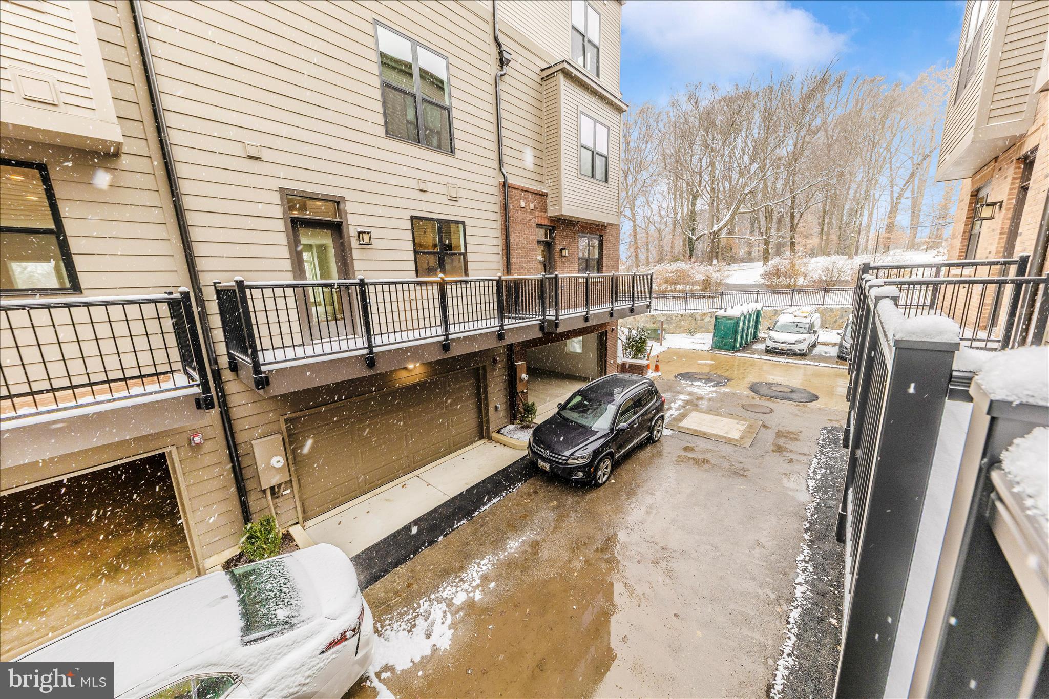 WESTBARD SQUARE - Residential Lease