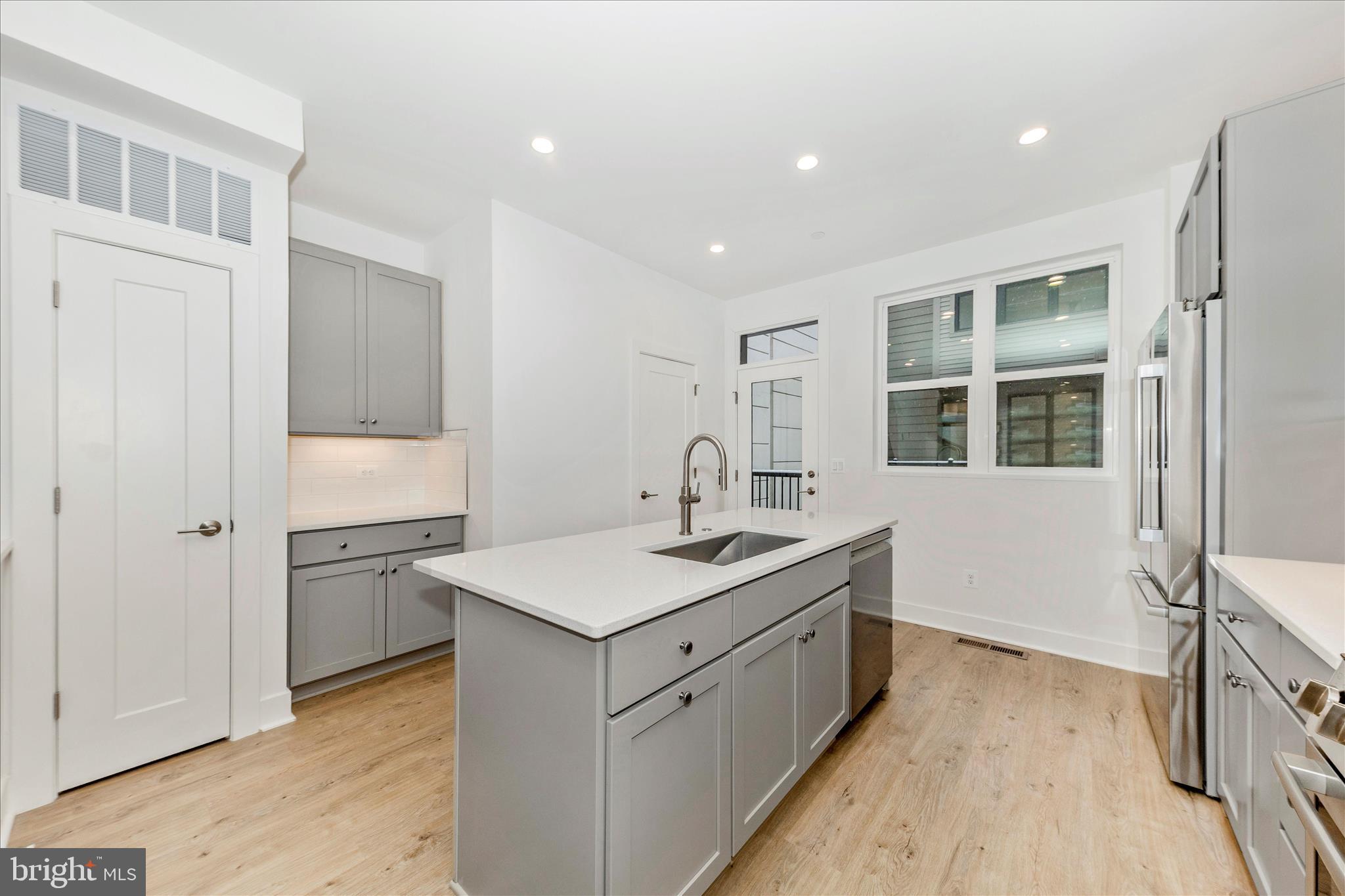 WESTBARD SQUARE - Residential Lease