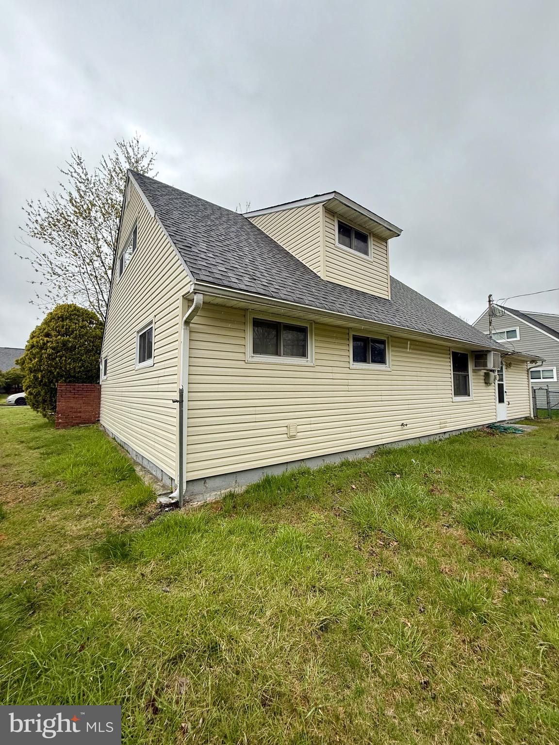 VIOLET WOOD - Residential