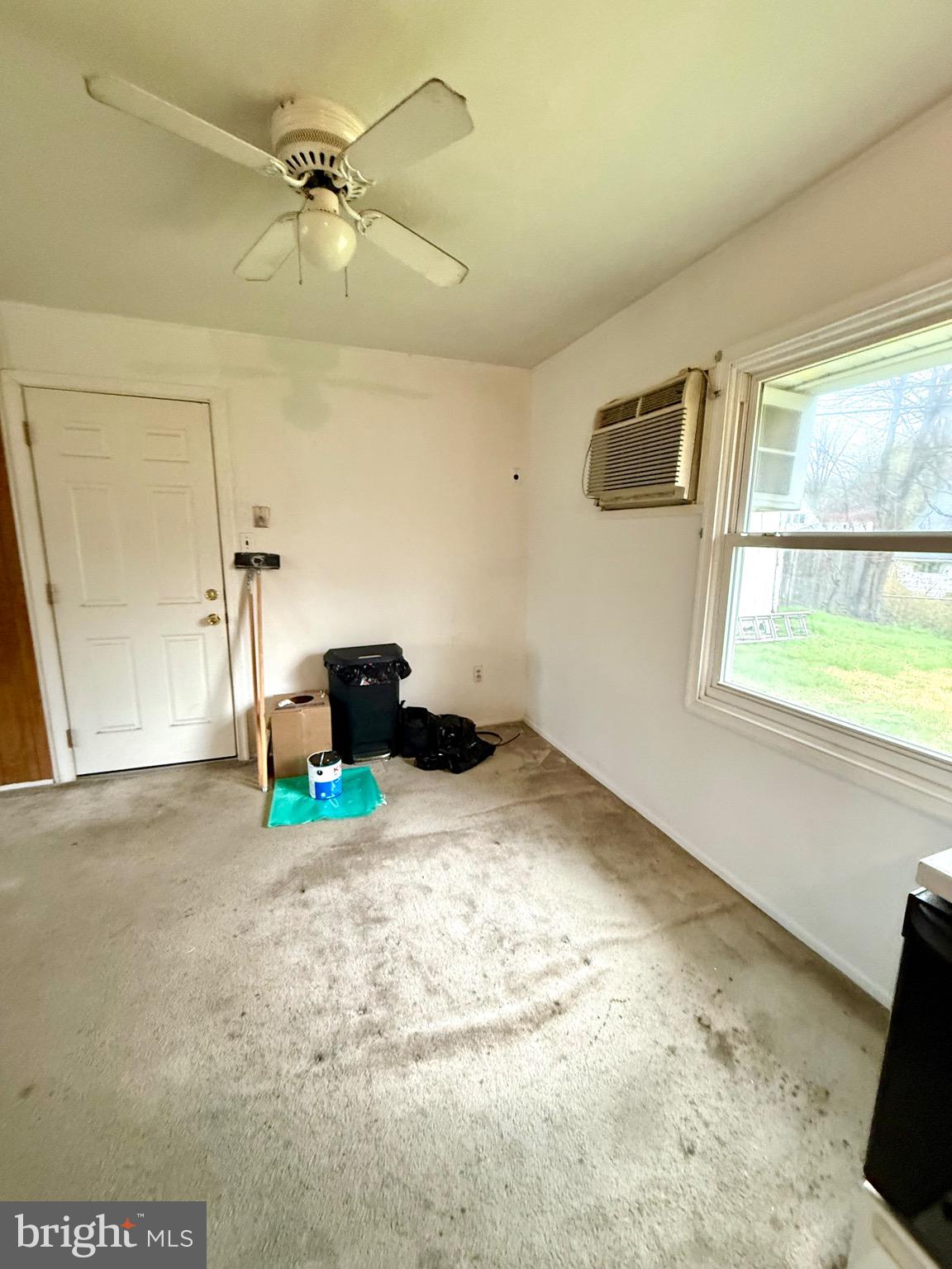 VIOLET WOOD - Residential