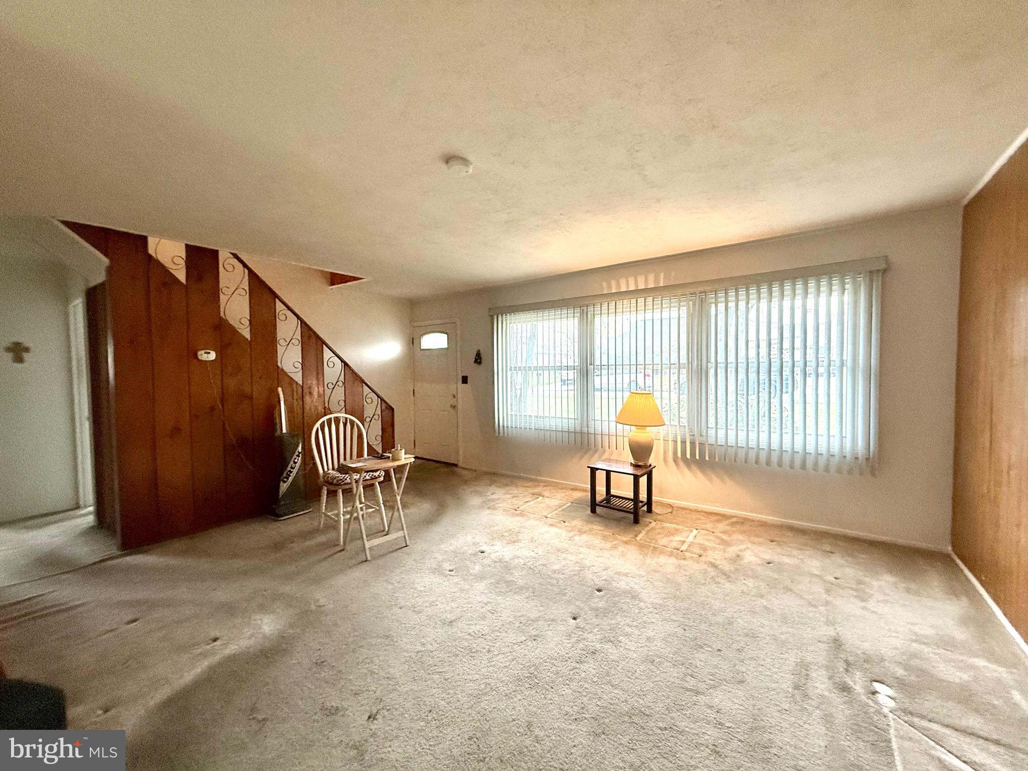 VIOLET WOOD - Residential