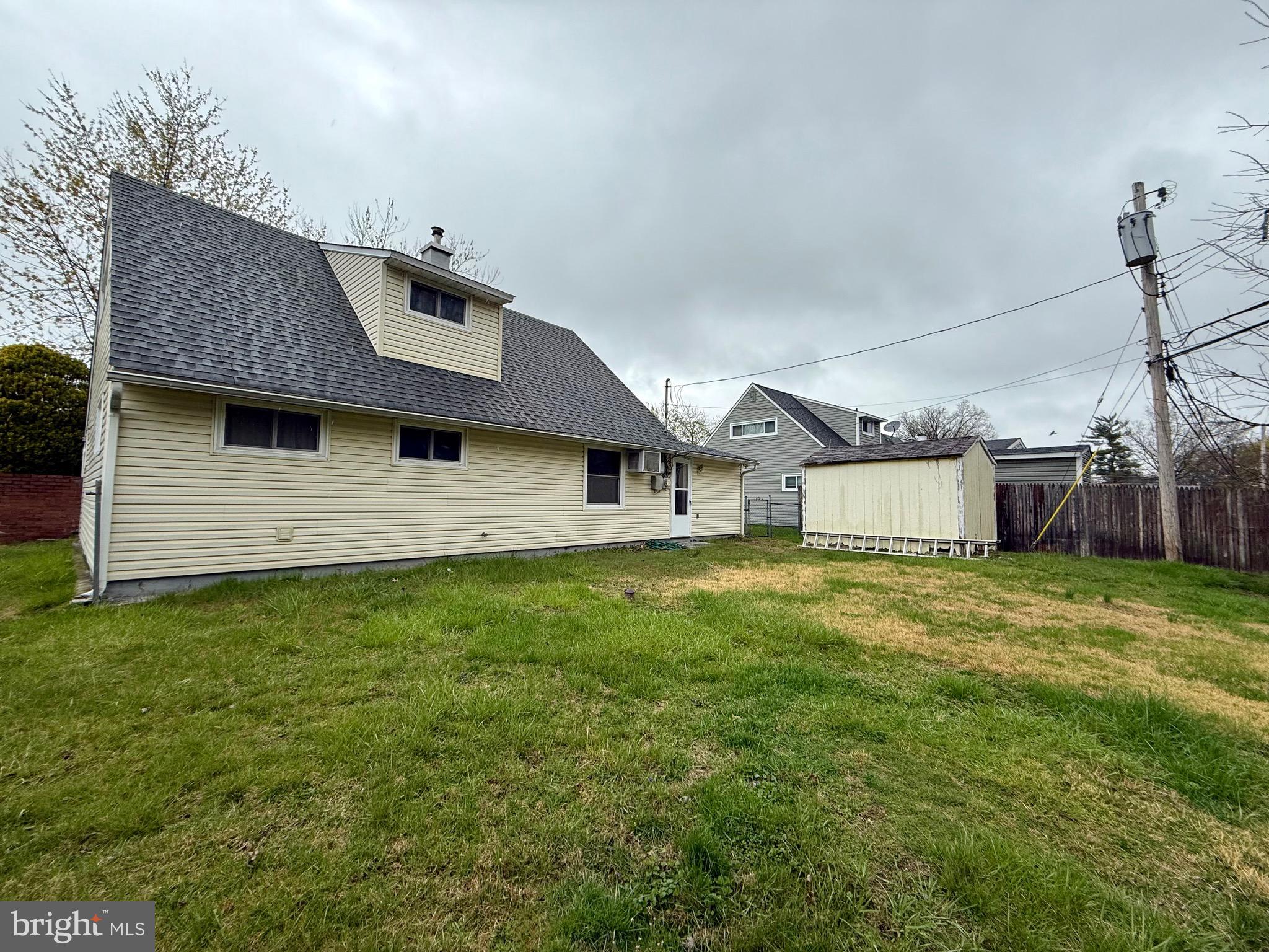 VIOLET WOOD - Residential