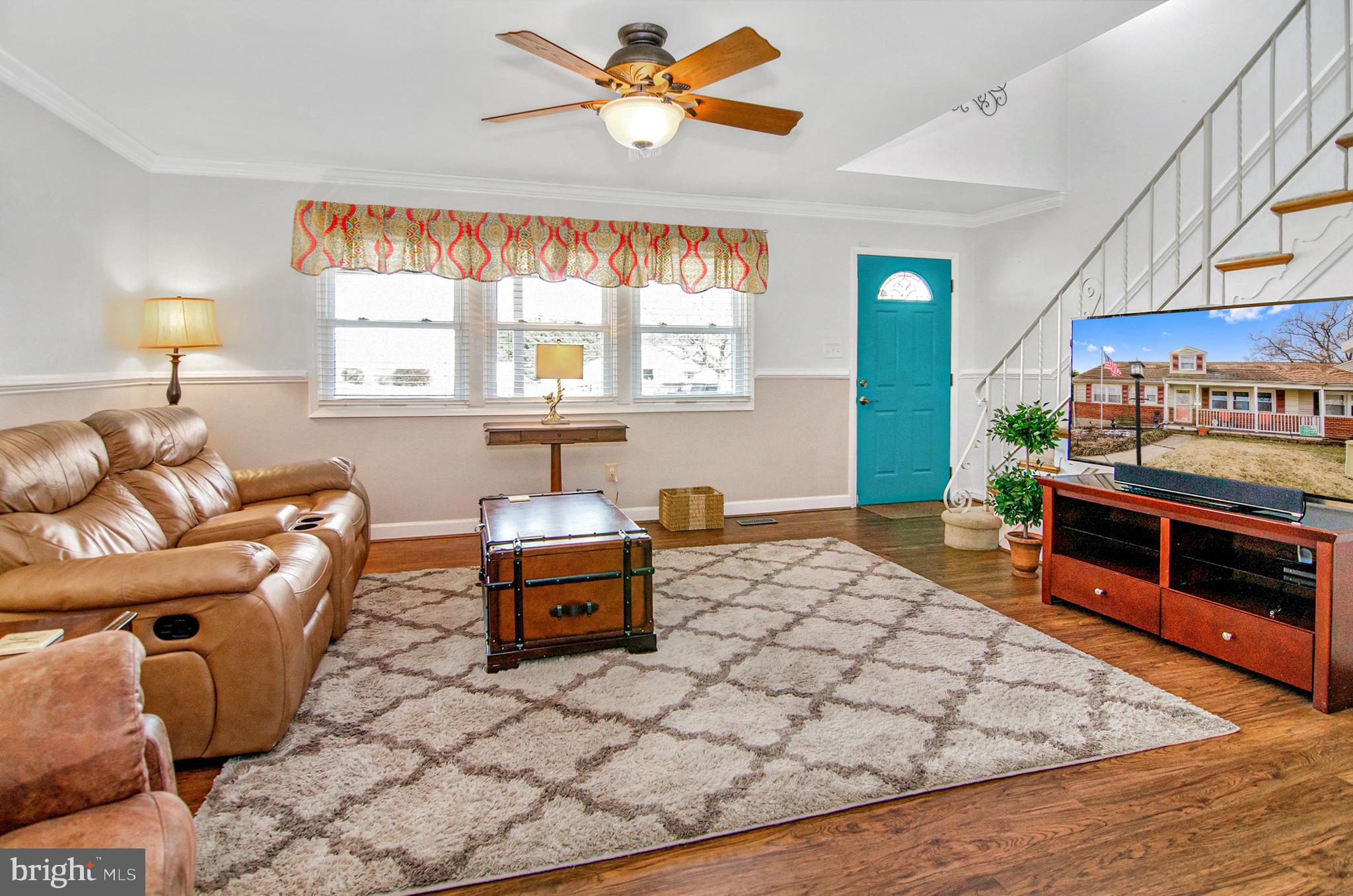 HALLMARK MANOR - Residential