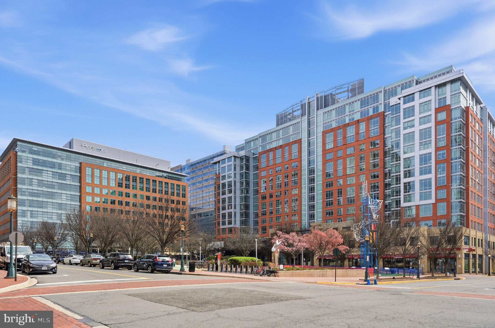 RESTON - Residential