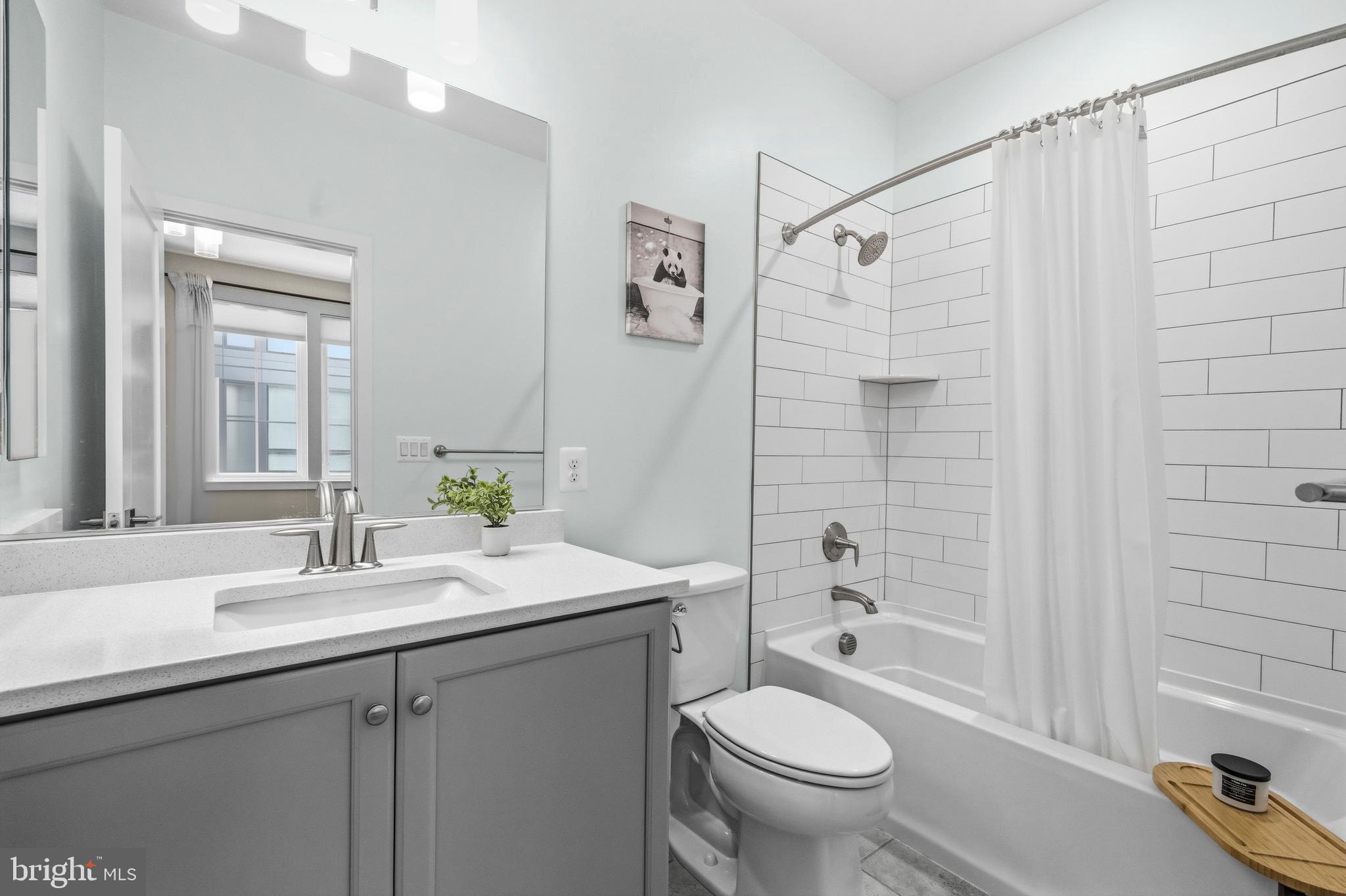 RESTON - Residential