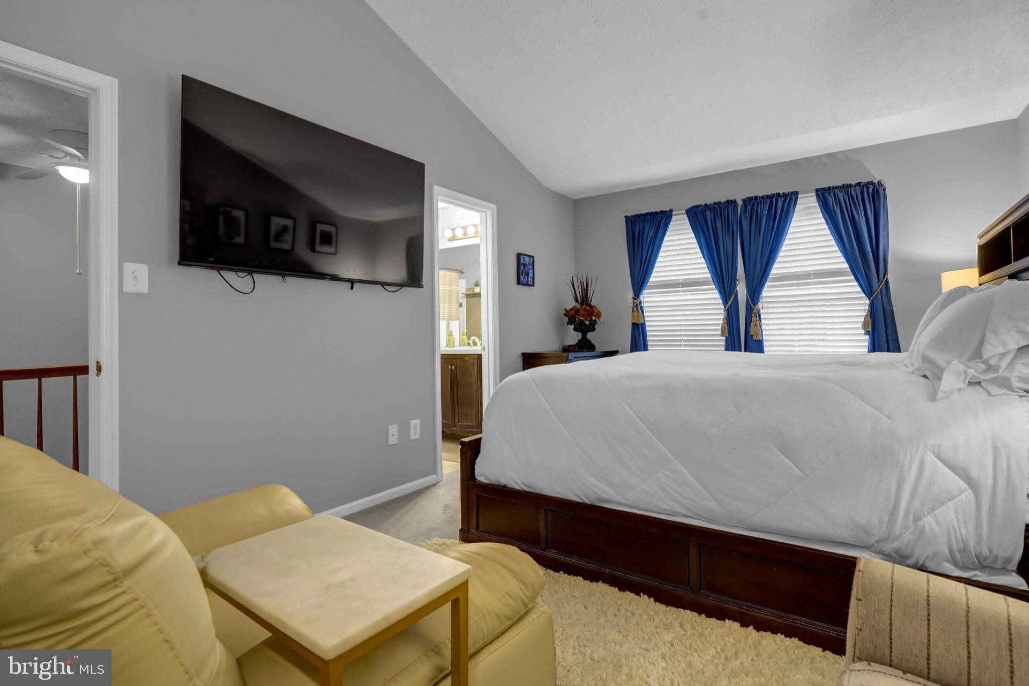 VILLAGES OF SALEM STATION - Residential