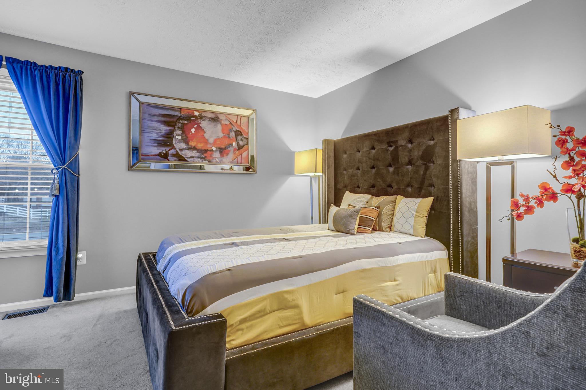 VILLAGES OF SALEM STATION - Residential