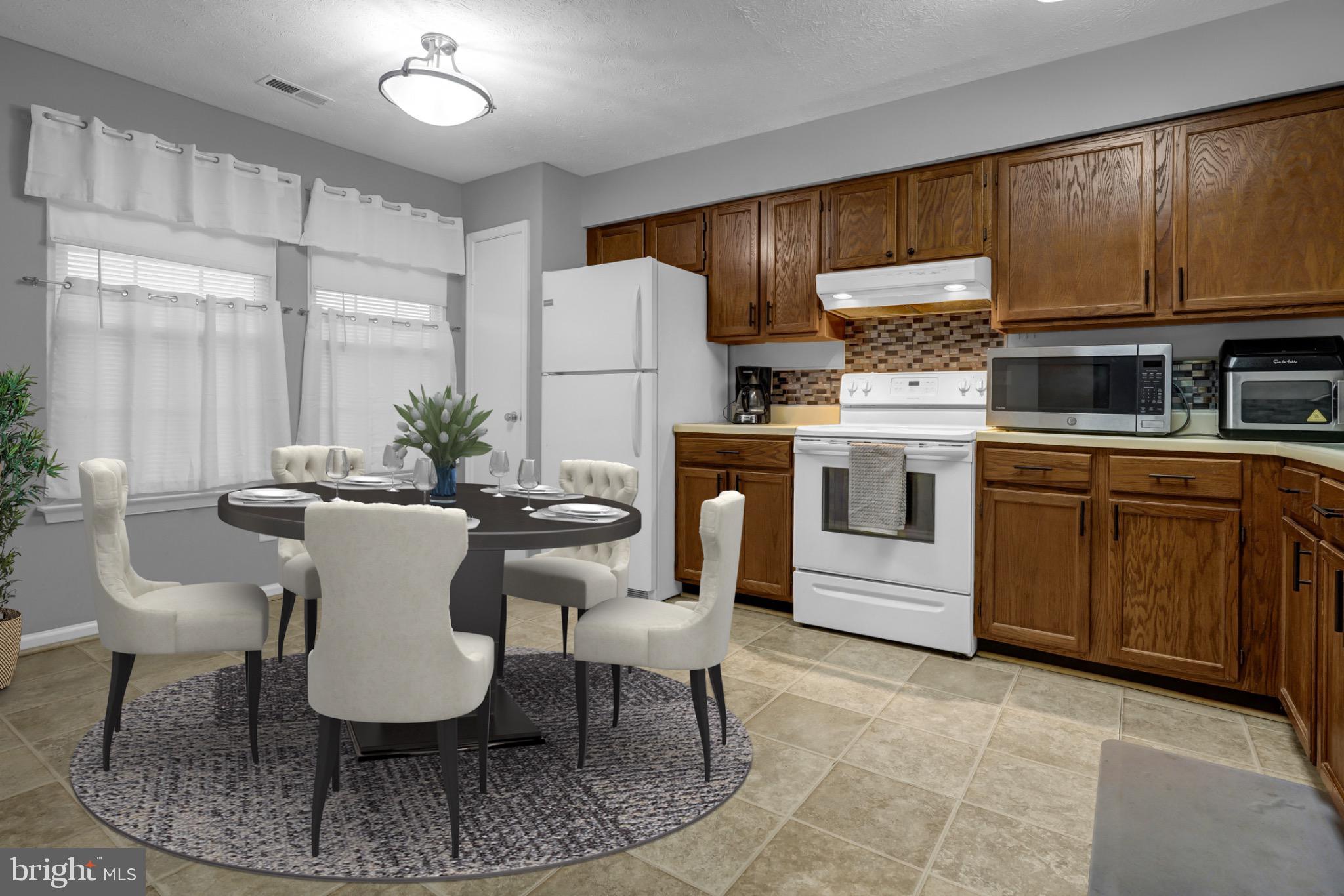 VILLAGES OF SALEM STATION - Residential