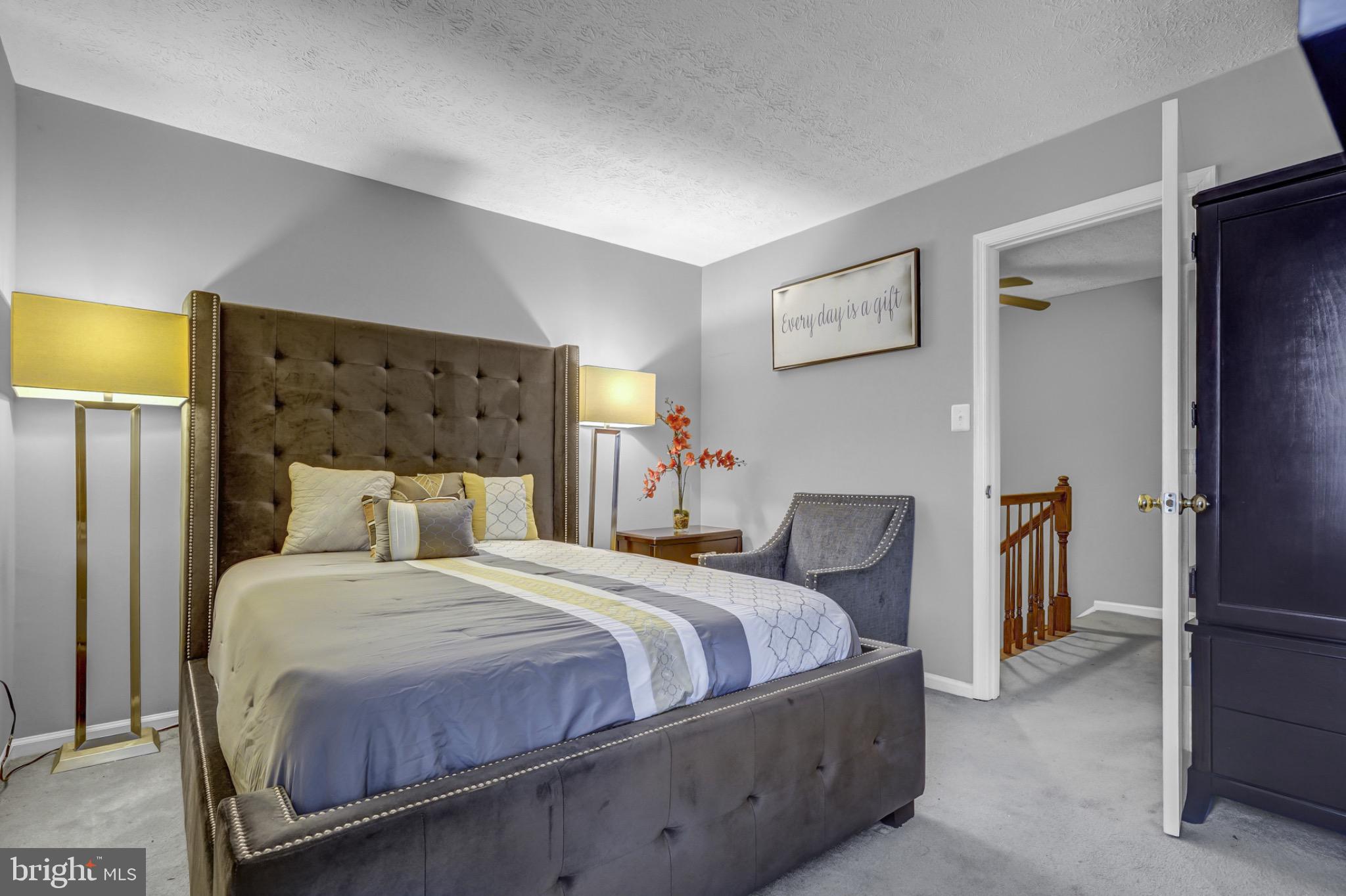 VILLAGES OF SALEM STATION - Residential