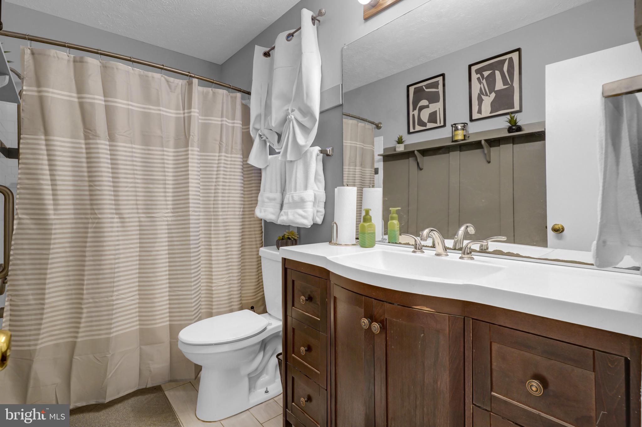 VILLAGES OF SALEM STATION - Residential