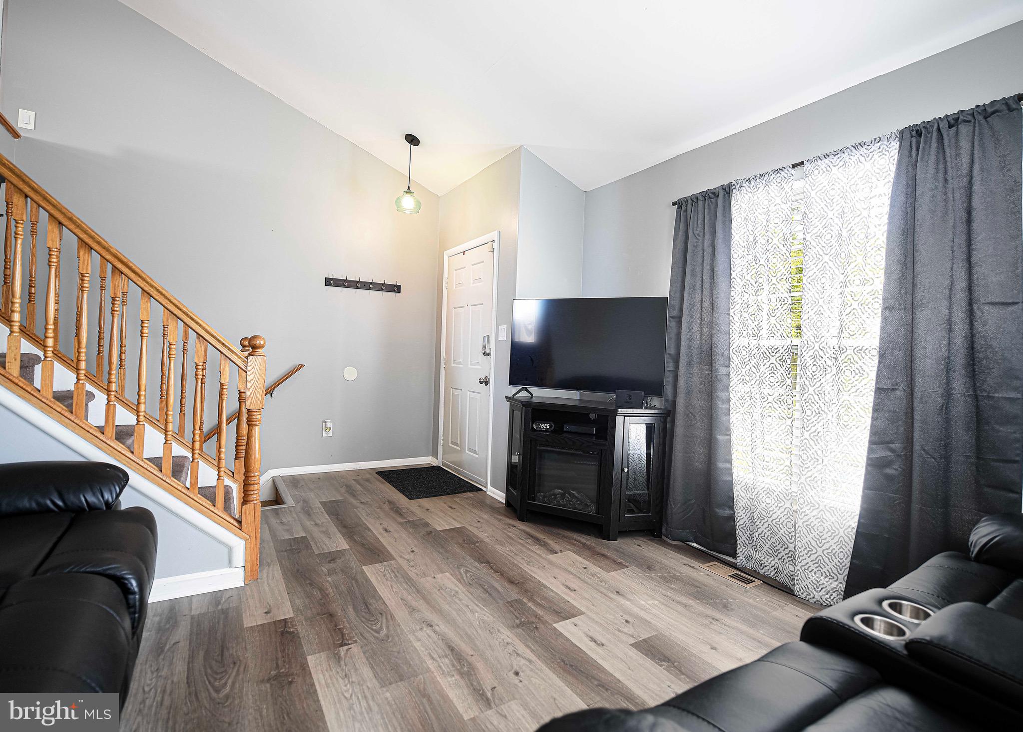 CUNNINGHILL COVE - Residential