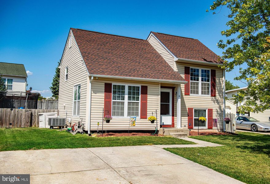 1 YEAR  American Home Sheild Warranty Included!!

As you step out of your car onto  driveway, you can't help but feel a sense of warmth and welcome. This single-family home, with its inviting exterior and perfectly manicured lawn, seems to radiate a sense of comfort and tranquility.

Open the front door  to reveal a bright and airy interior, filled with natural light pouring in through the large windows. The living room with cozy furnishings, is the perfect spot to curl up with a good book or spend quality time with loved ones.

AHS Home Warranty Included !

Just off the living room, a spacious kitchen beckons, equipped with modern appliances and ample counter space. This is  perfect spot for culinary creations, it is clear that many happy memories will be made within these walls.

There are  three generously sized bedrooms , each a serene retreat with plenty of closet space and natural light. Two full bathrooms, one conveniently located between the bedrooms, make mornings a breeze.

But the true pièce de résistance was the expansive fenced yard, complete with a spacious deck perfect for alfresco dining or lazy summer afternoons. The kids can play safely, surrounded by lush greenery, while adults can unwind and soak up the sunshine.

And with off-street parking, there is always a spot to come home to.

This charming home is  more than just a place to live – it is a haven, a sanctuary, and a place to create lifelong memories.

1 YEAR  American Home Sheild Warranty Included!!

BUYER GOT COLD FEET !!