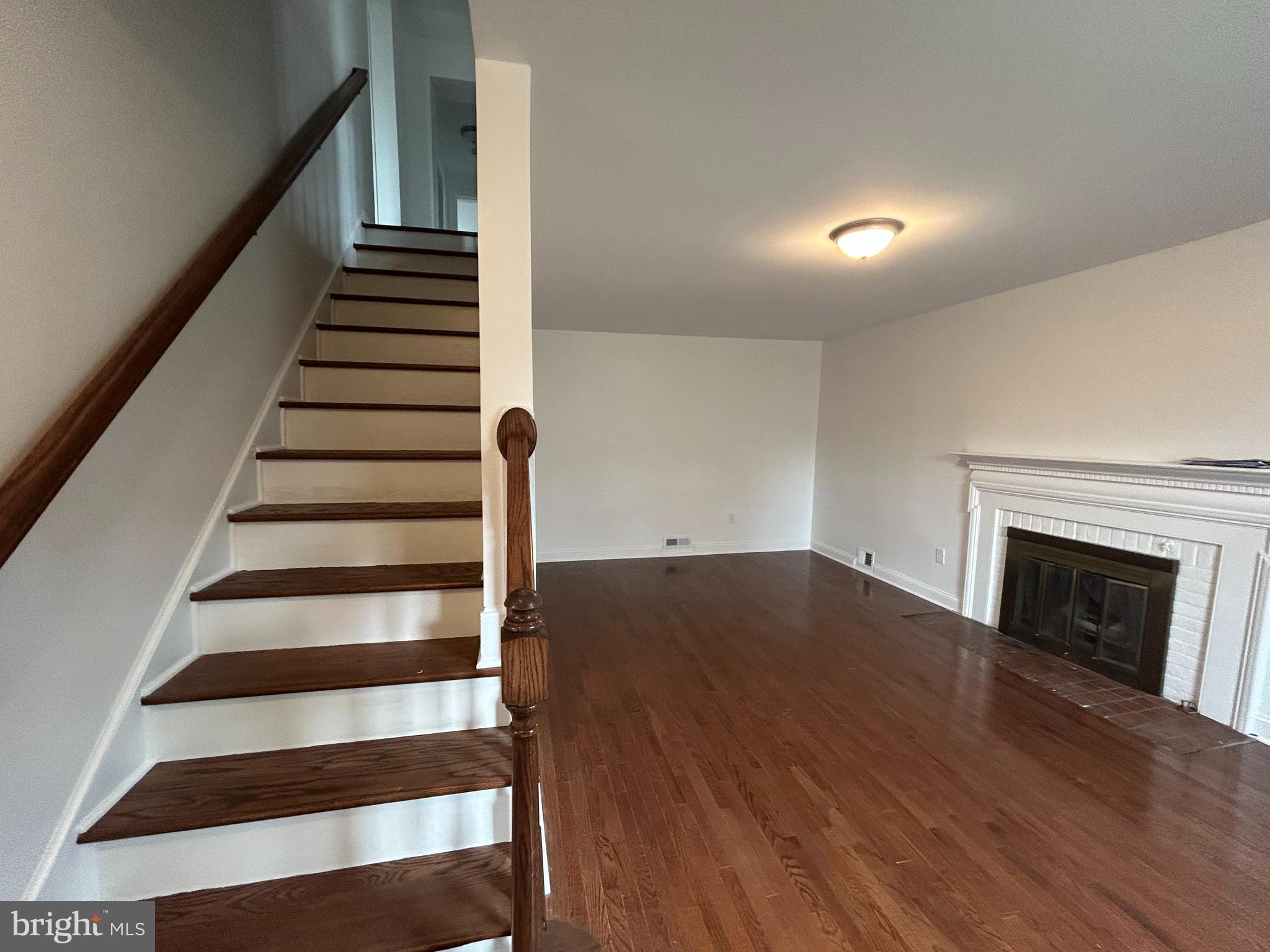 WOODRIDGE - Residential