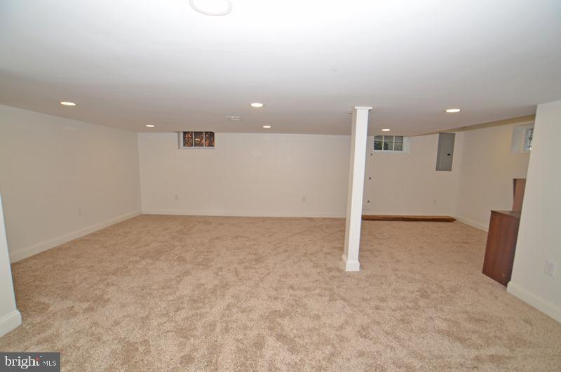 WOODRIDGE - Residential