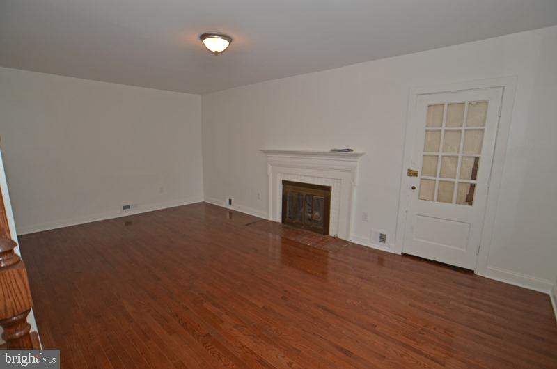 WOODRIDGE - Residential