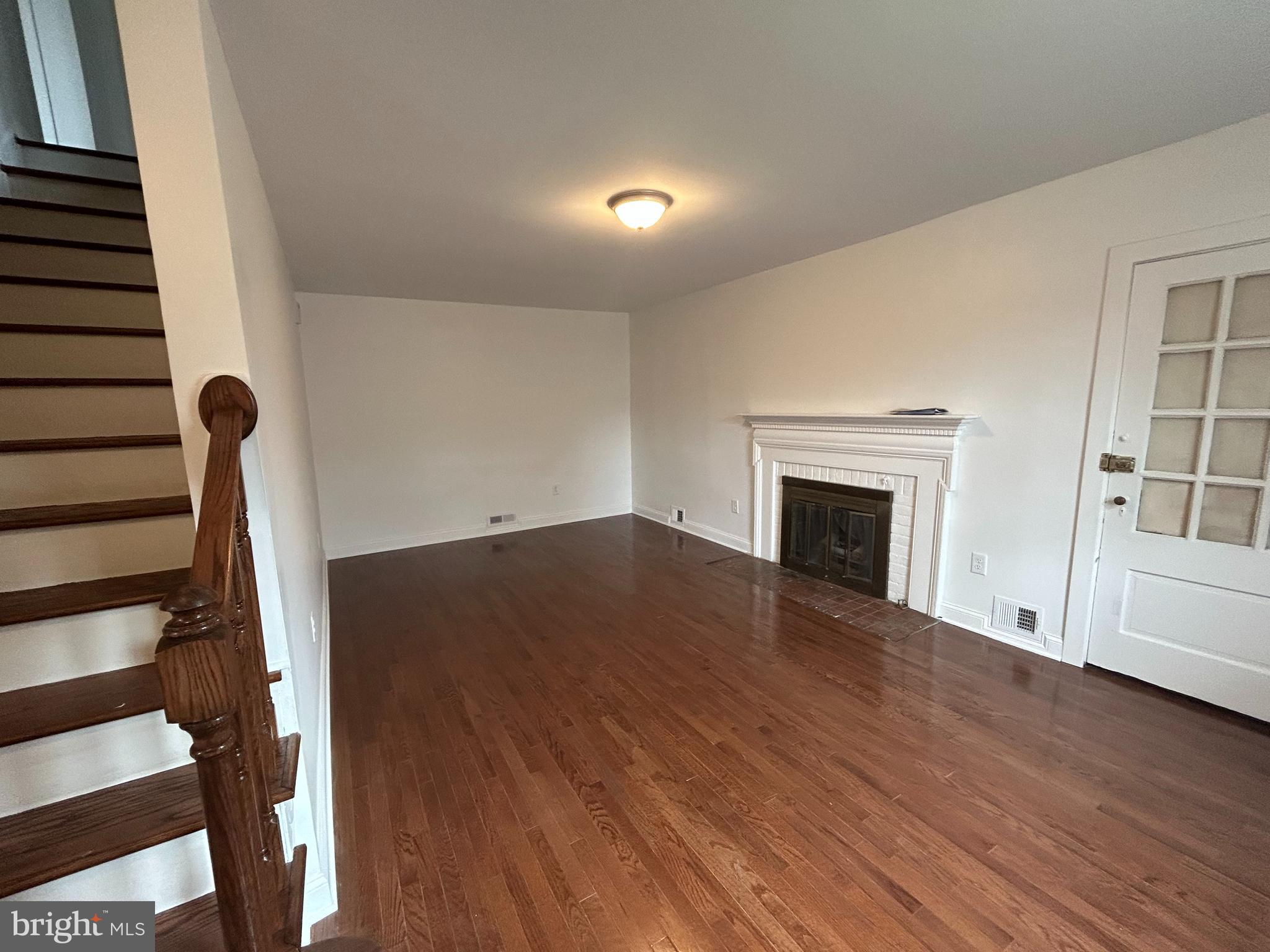WOODRIDGE - Residential