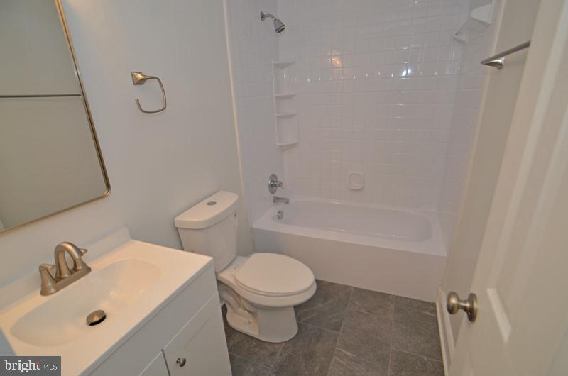 WOODRIDGE - Residential