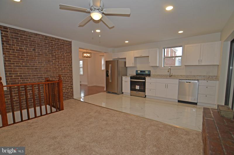 WOODRIDGE - Residential