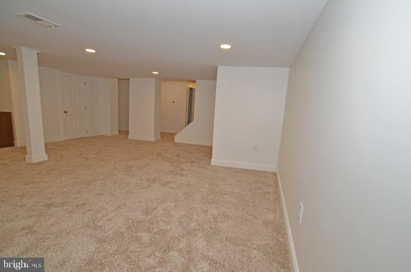 WOODRIDGE - Residential