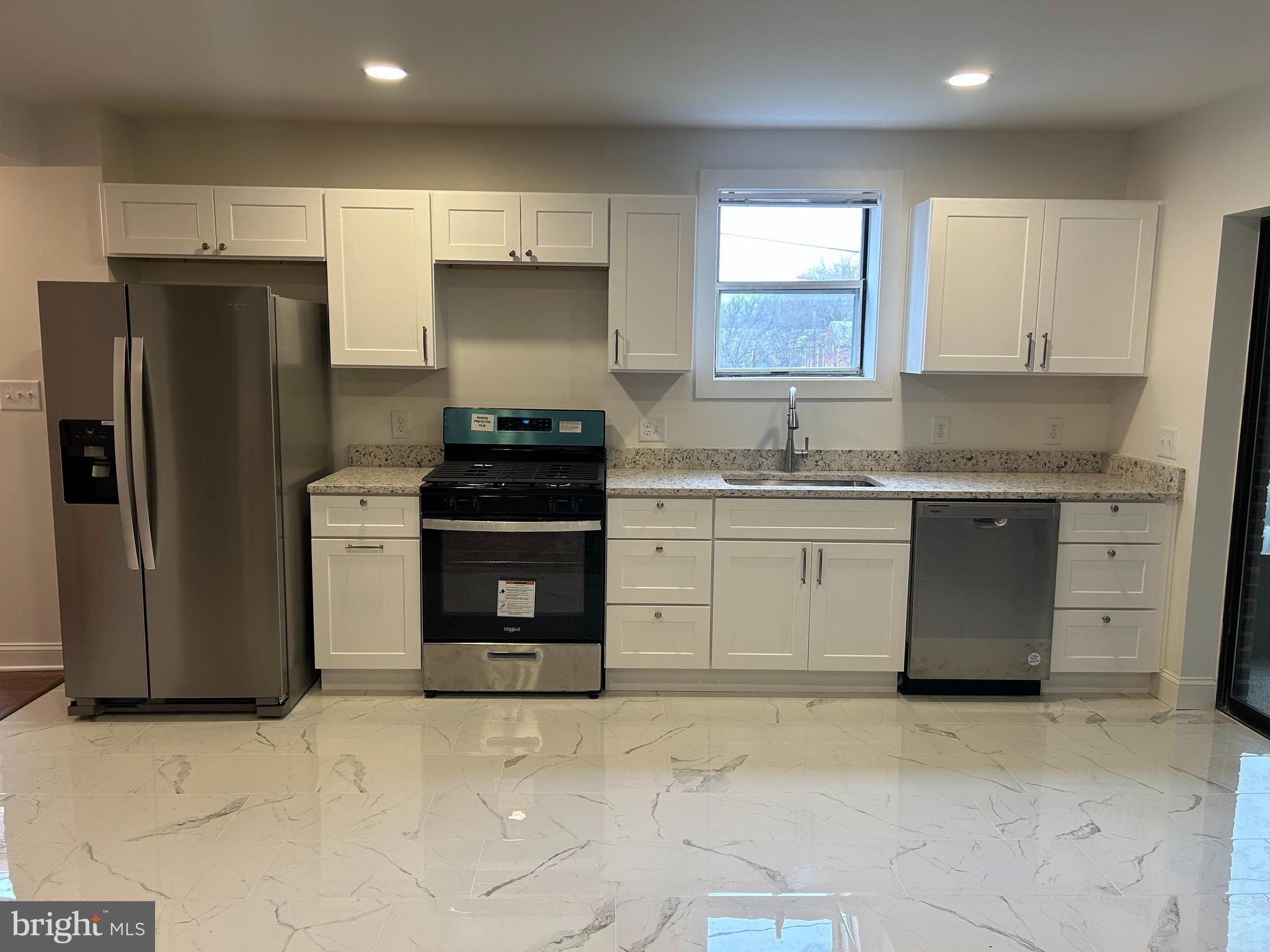 WOODRIDGE - Residential