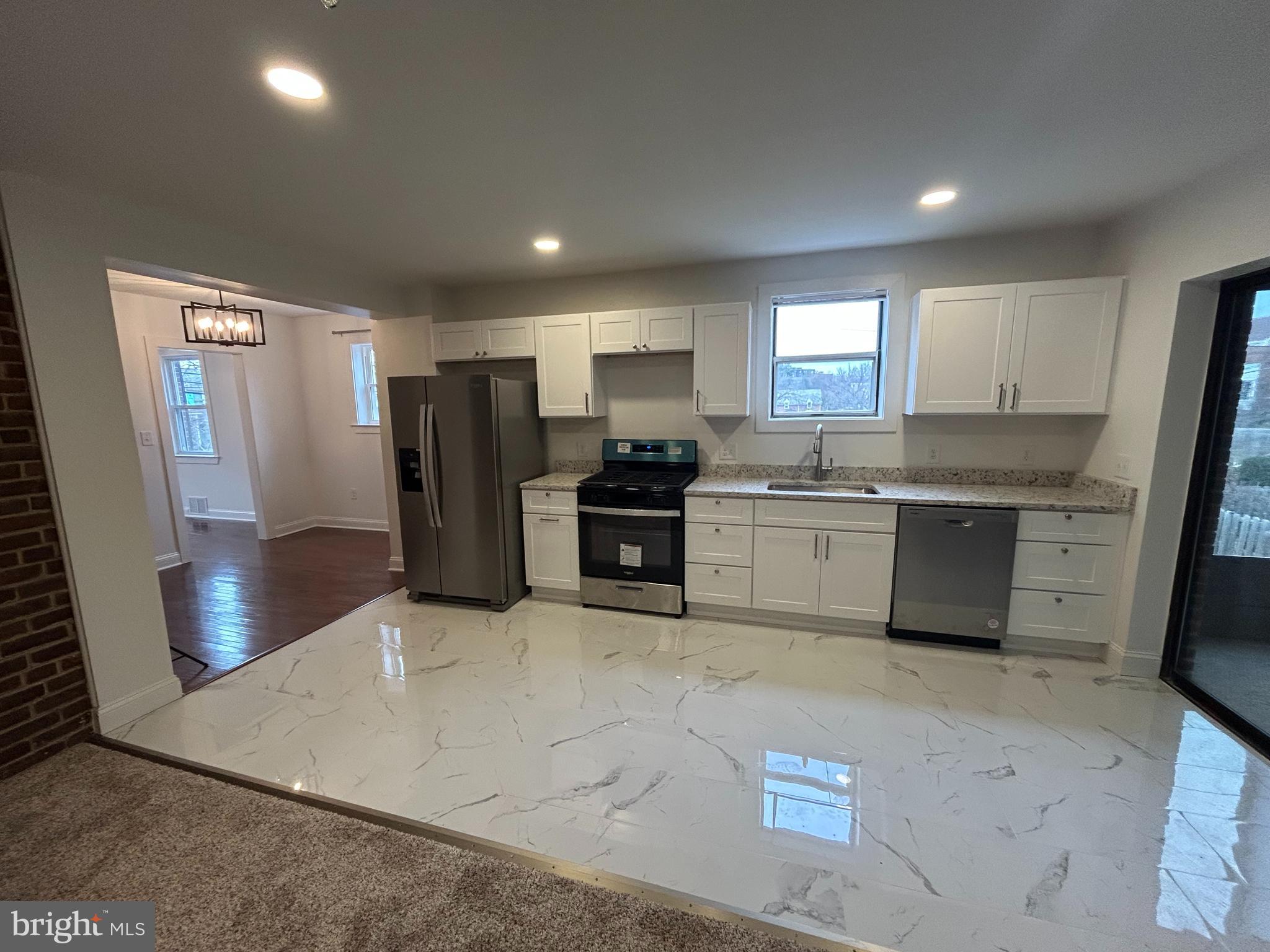 WOODRIDGE - Residential