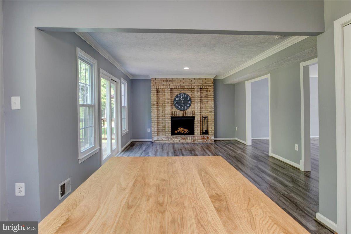 LAKE MONTCLAIR - Residential