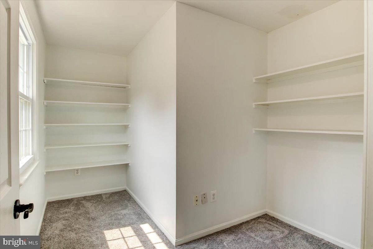 LAKE MONTCLAIR - Residential