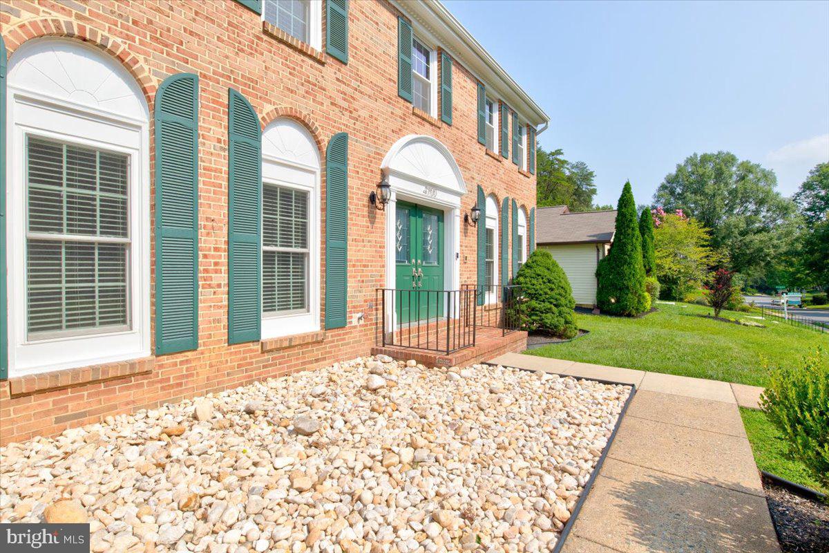 LAKE MONTCLAIR - Residential