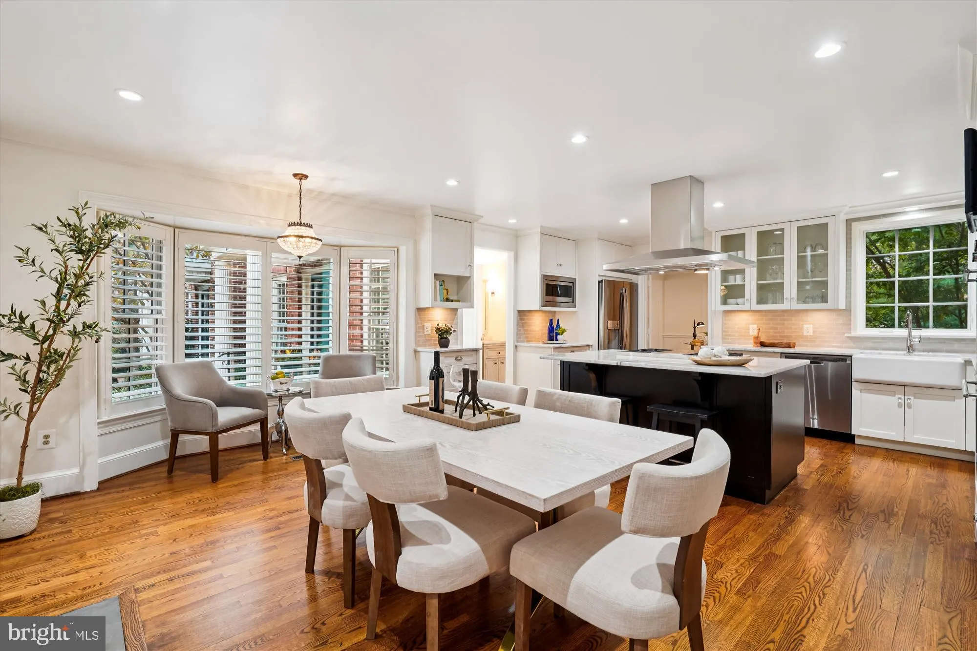 McLean, Virginia 22101, United States, 4 Bedrooms Bedrooms, ,4 BathroomsBathrooms,Residential,Coming Soon,228913