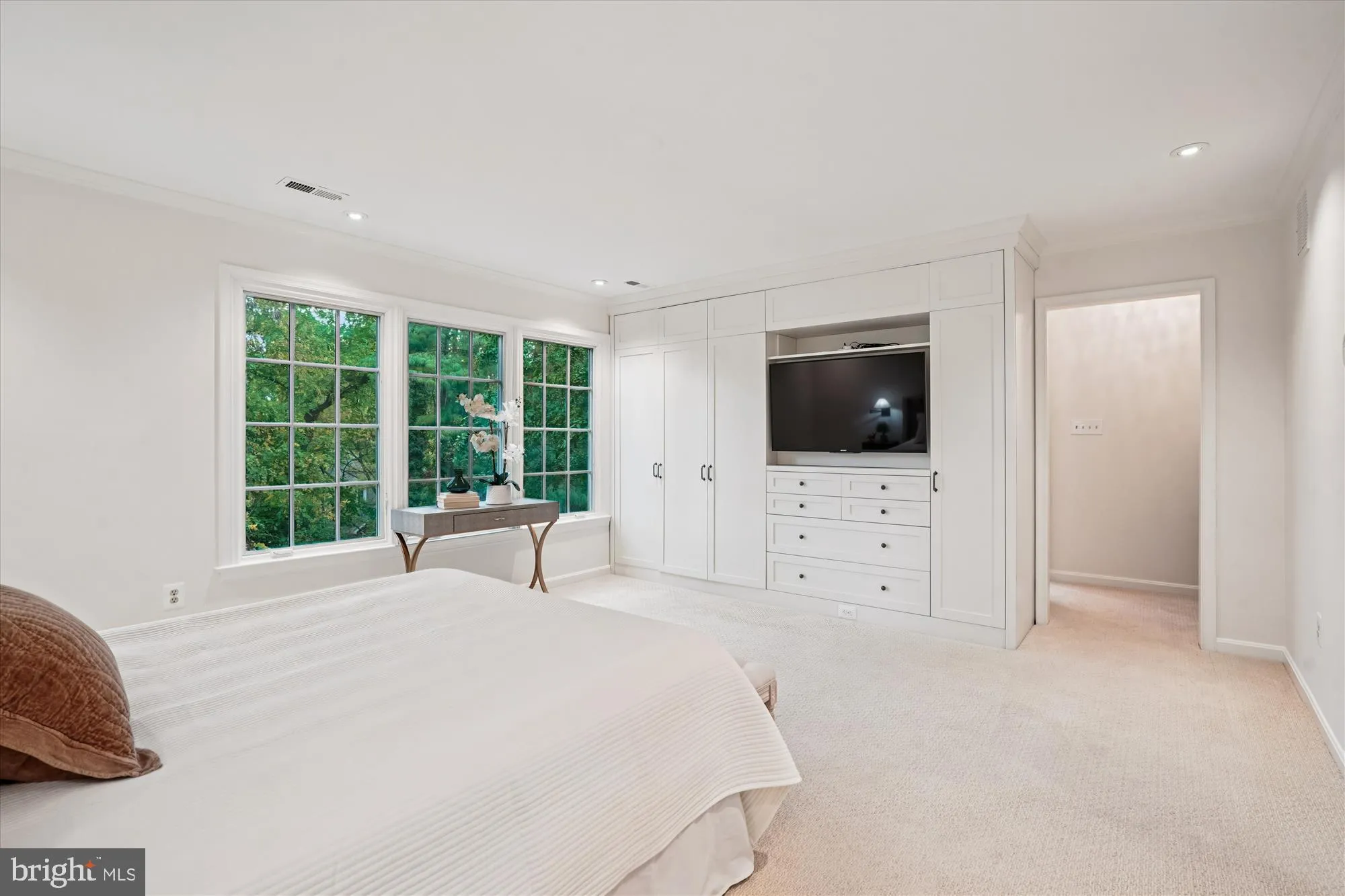 McLean, Virginia 22101, United States, 4 Bedrooms Bedrooms, ,4 BathroomsBathrooms,Residential,Coming Soon,228913