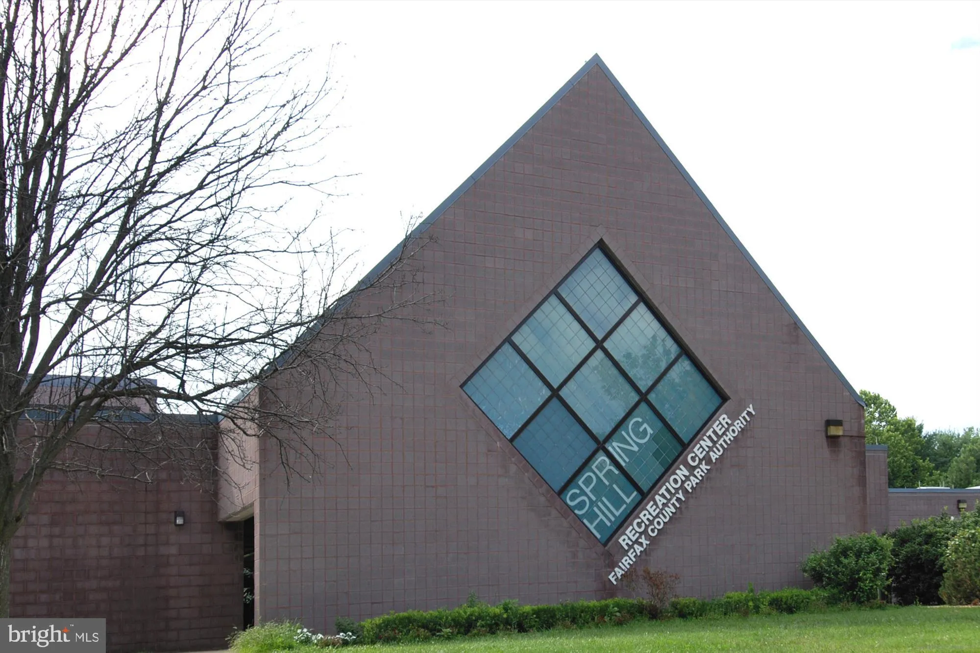 McLean, Virginia 22101, United States, 4 Bedrooms Bedrooms, ,4 BathroomsBathrooms,Residential,Coming Soon,228913