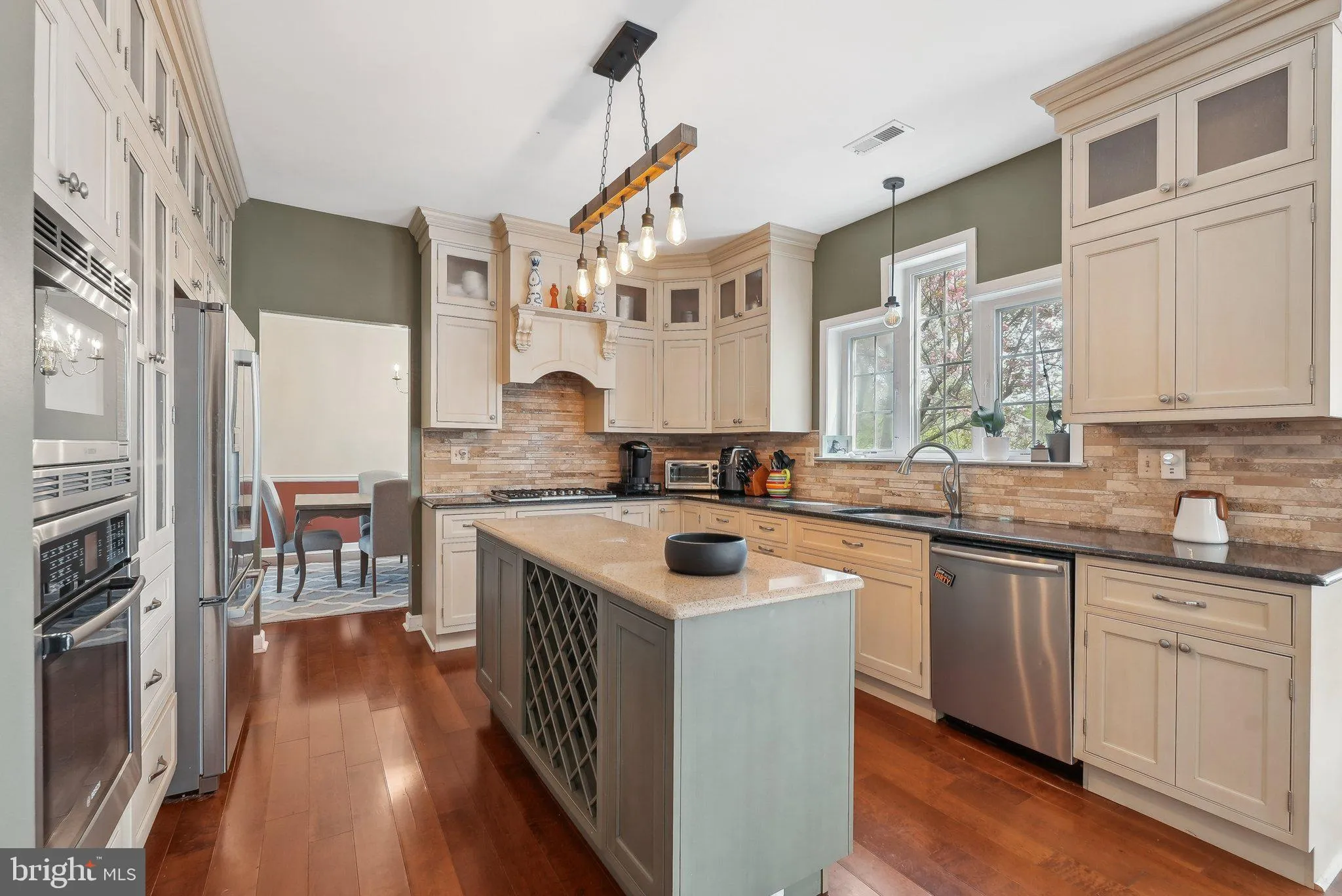 Ambler, Pennsylvania 19002, United States, 4 Bedrooms Bedrooms, ,3 BathroomsBathrooms,Residential,Contingent,115962