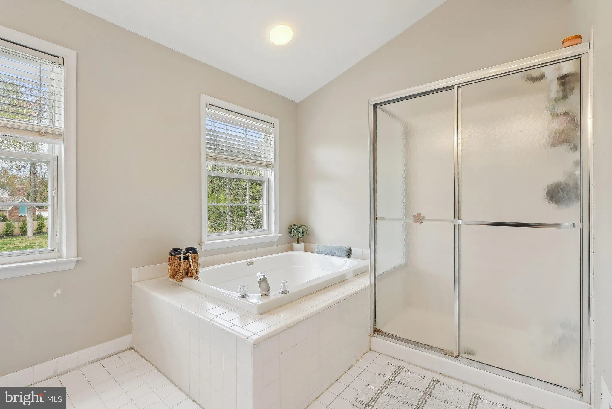 Ambler, Pennsylvania 19002, United States, 4 Bedrooms Bedrooms, ,3 BathroomsBathrooms,Residential,Contingent,115962