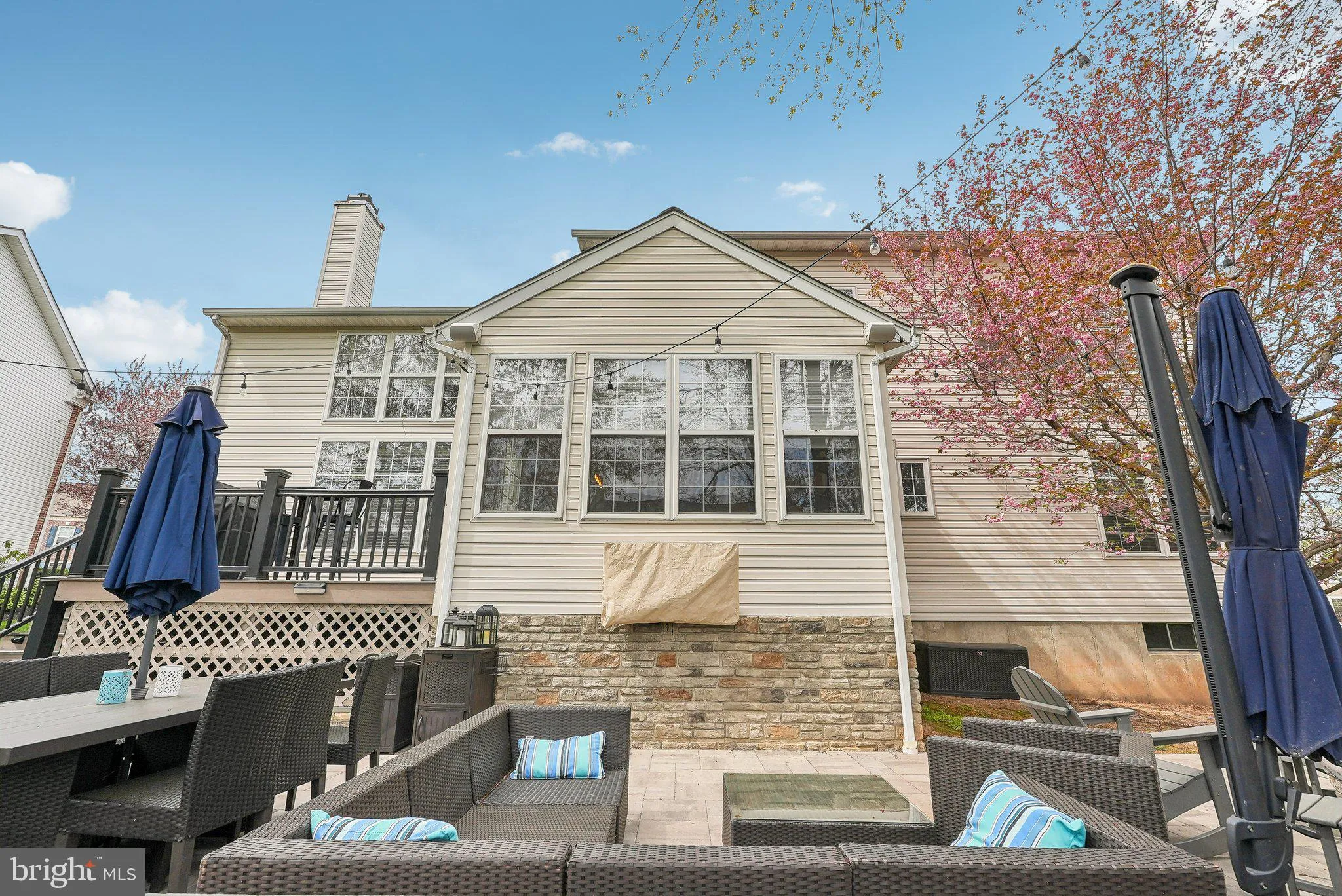 Ambler, Pennsylvania 19002, United States, 4 Bedrooms Bedrooms, ,3 BathroomsBathrooms,Residential,Contingent,115962