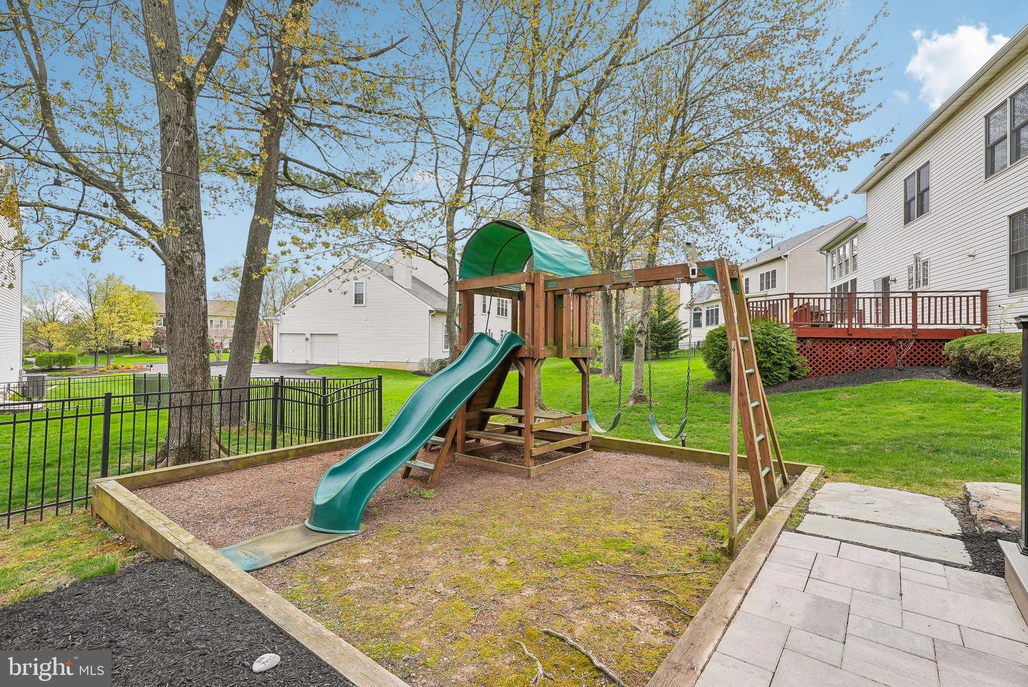 Ambler, Pennsylvania 19002, United States, 4 Bedrooms Bedrooms, ,3 BathroomsBathrooms,Residential,Contingent,115962