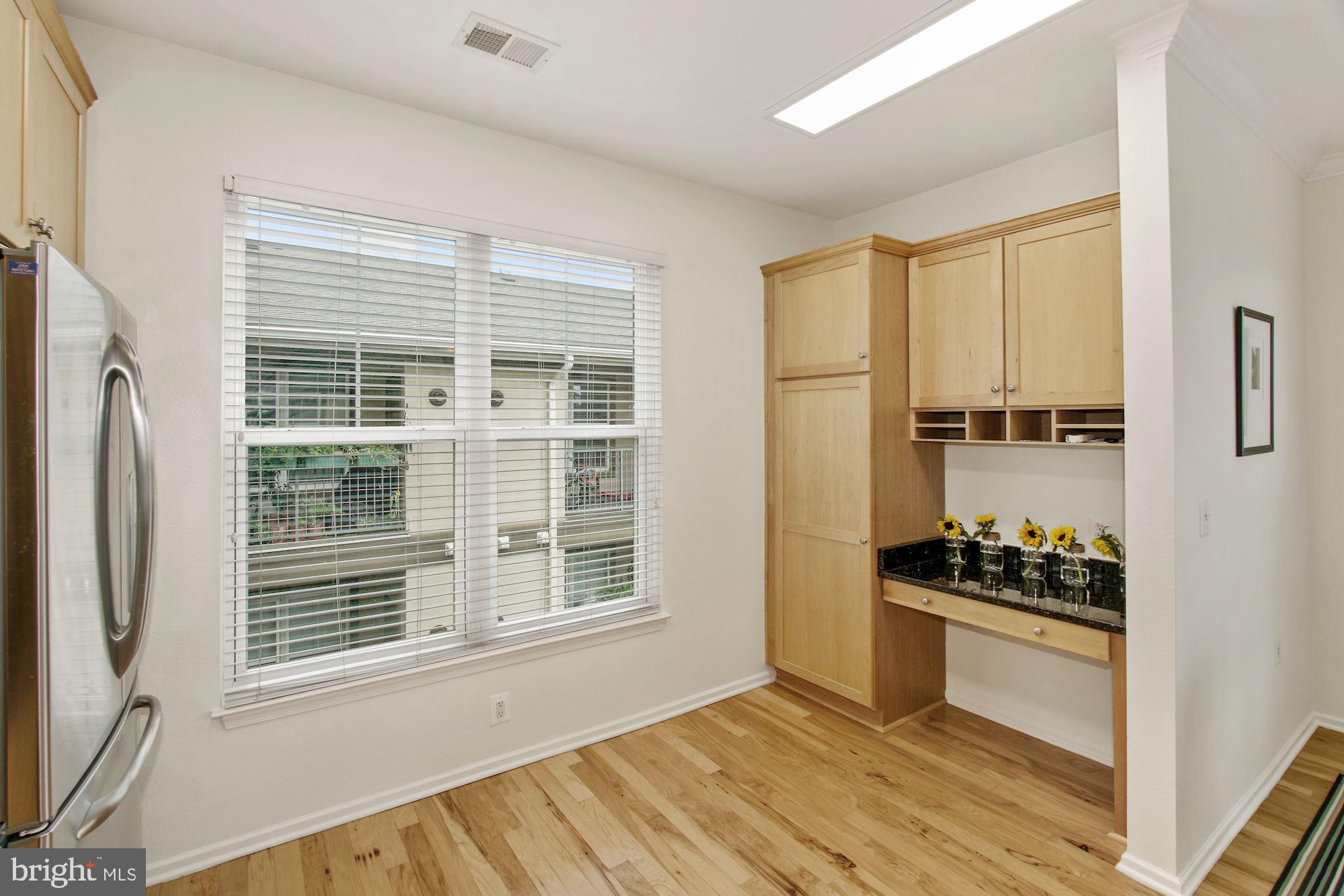 WHITE FLINT STATION - Residential Lease