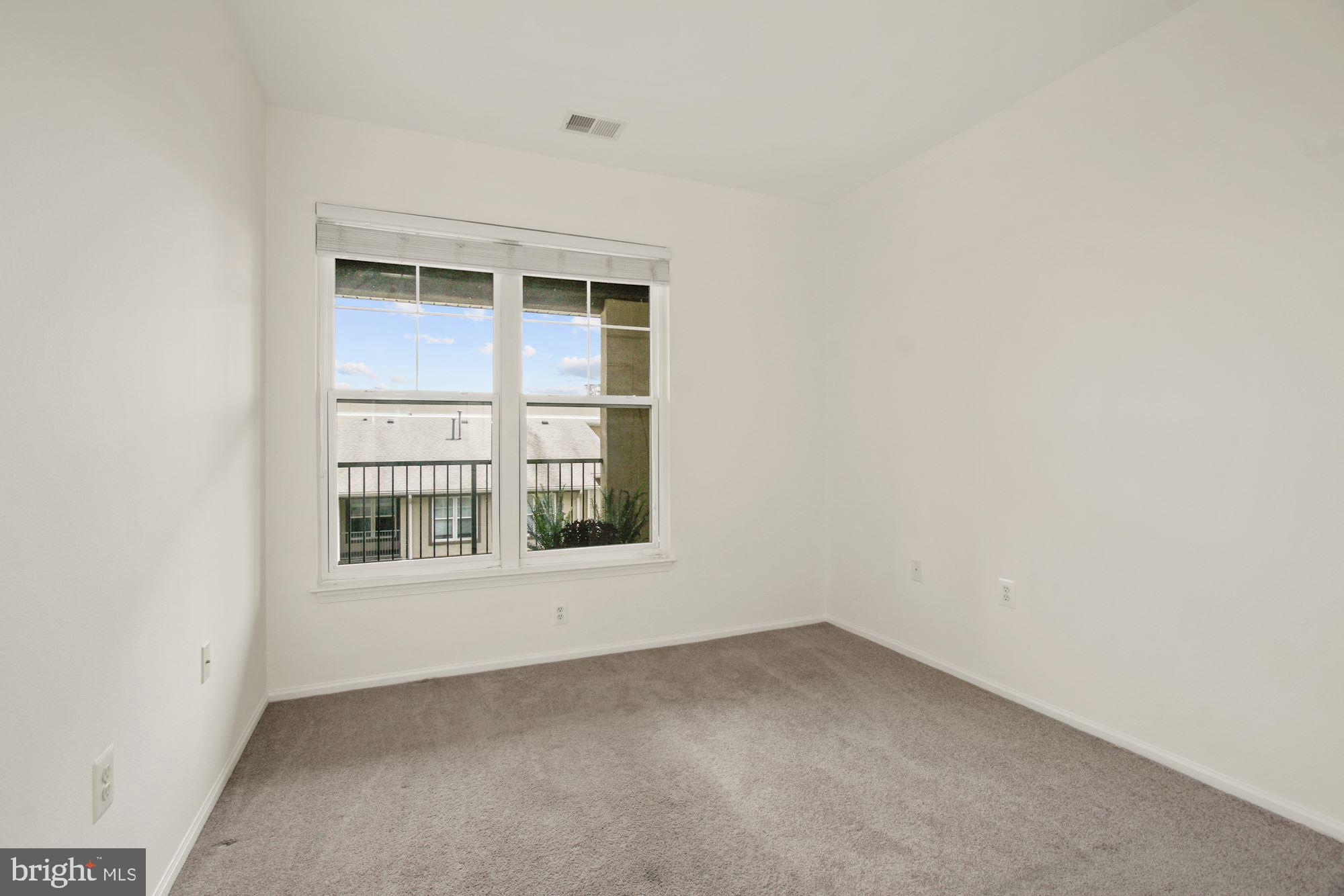 WHITE FLINT STATION - Residential Lease