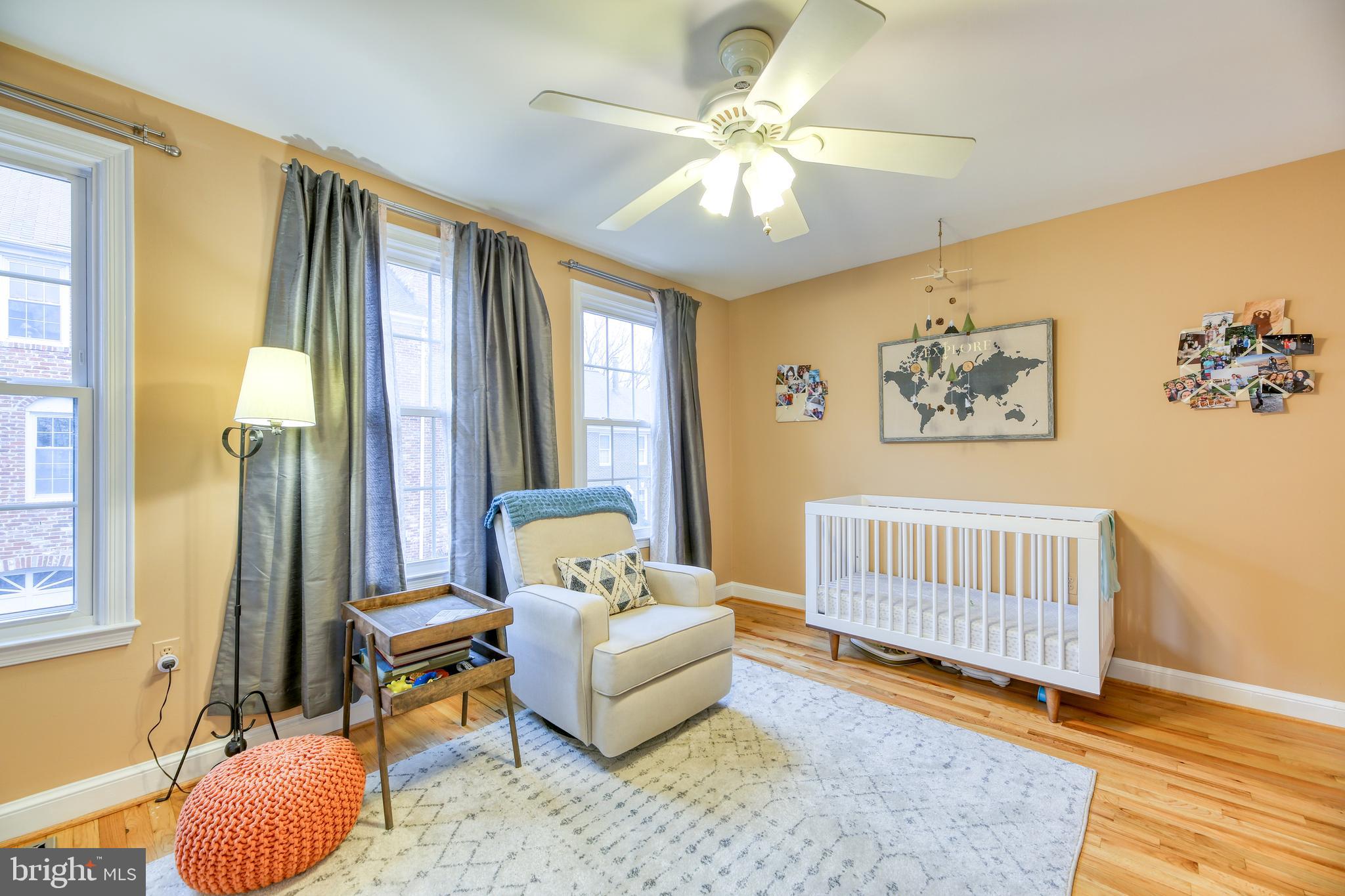 SHUTERS HILL - Residential