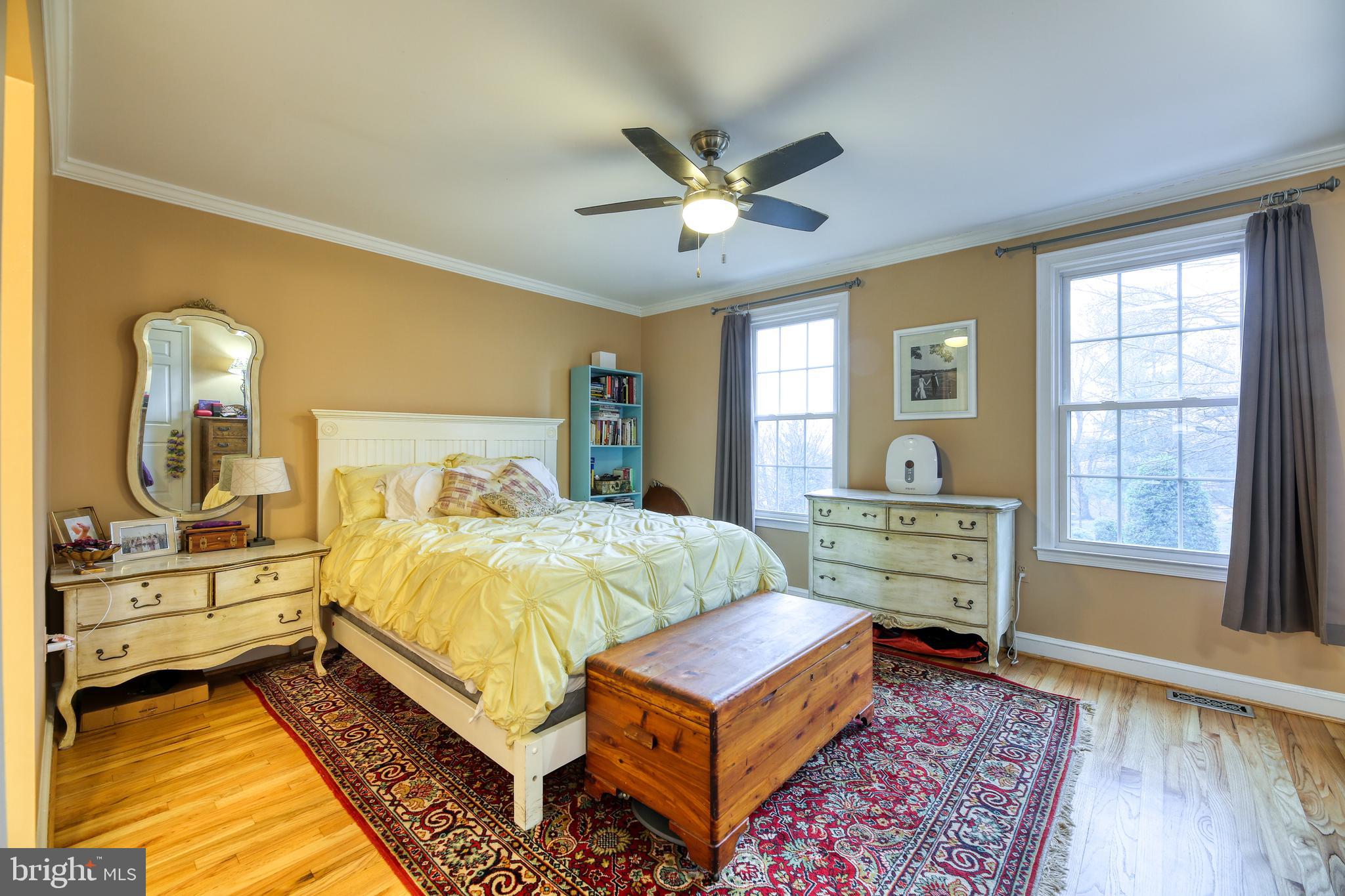 SHUTERS HILL - Residential