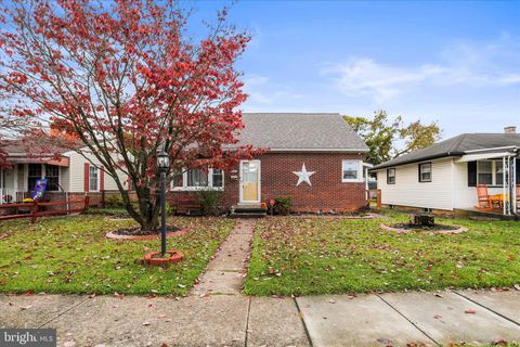 Photo of 512 Ridge Avenue, MC SHERRYSTOWN, PA 17344 (MLS # PAAD2020374)