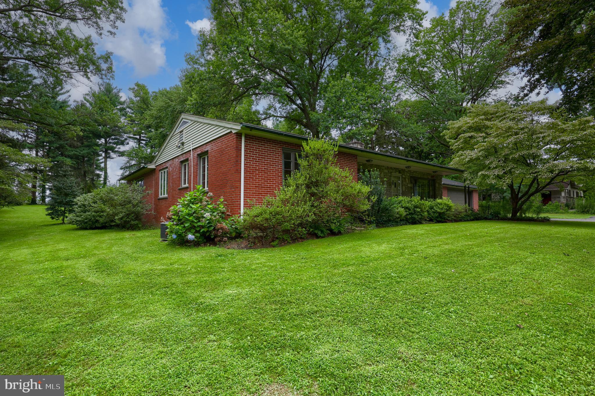 376 ARBOR ROAD
