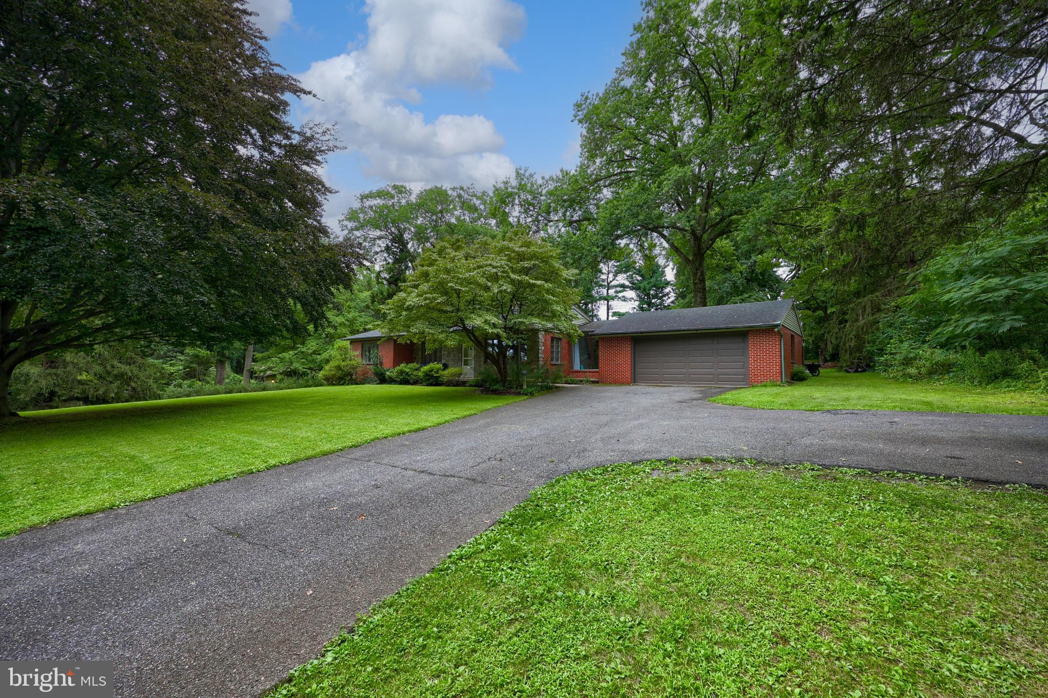 376 ARBOR ROAD
