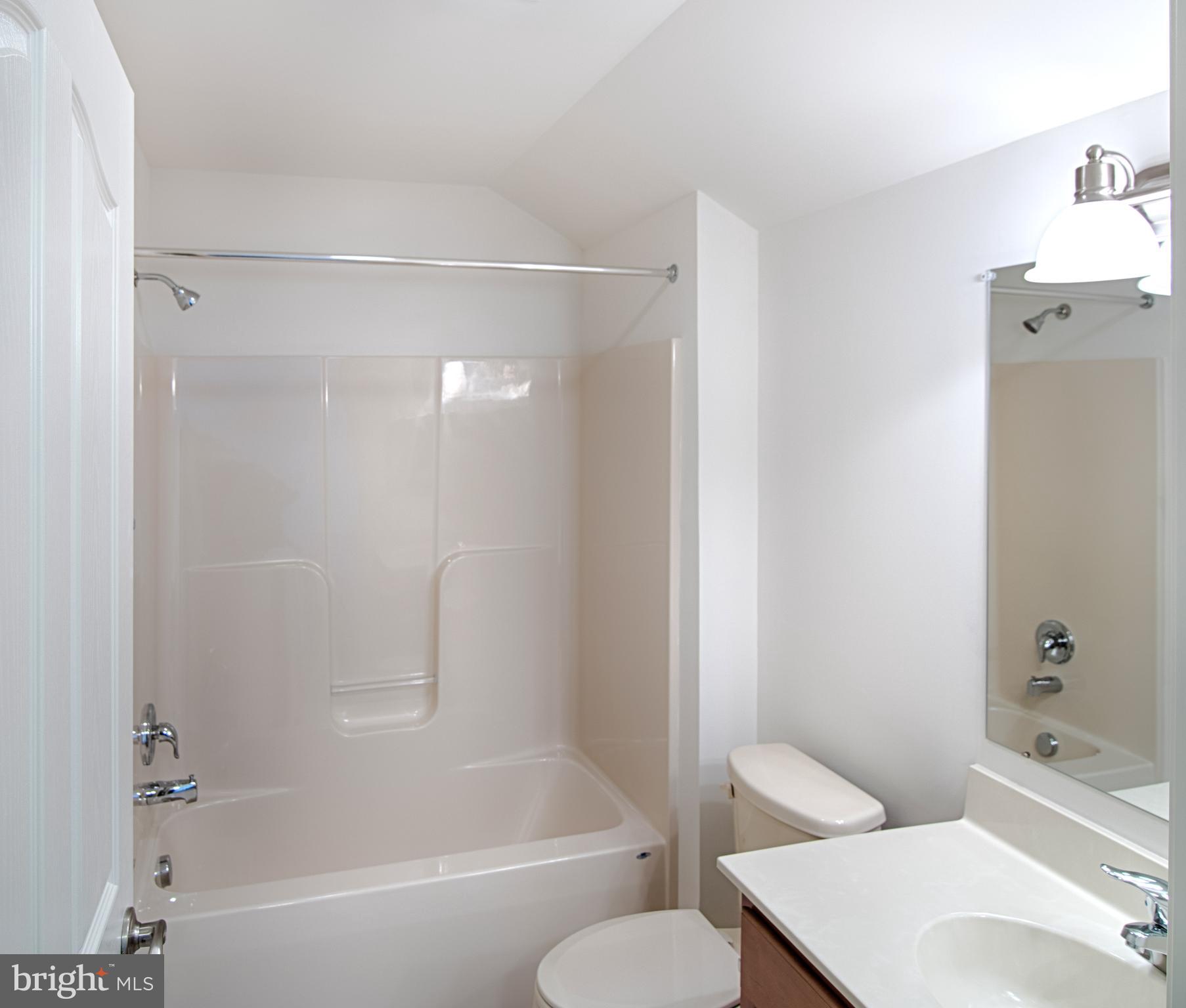 VILLAGE OF EASTRIDGE - Residential