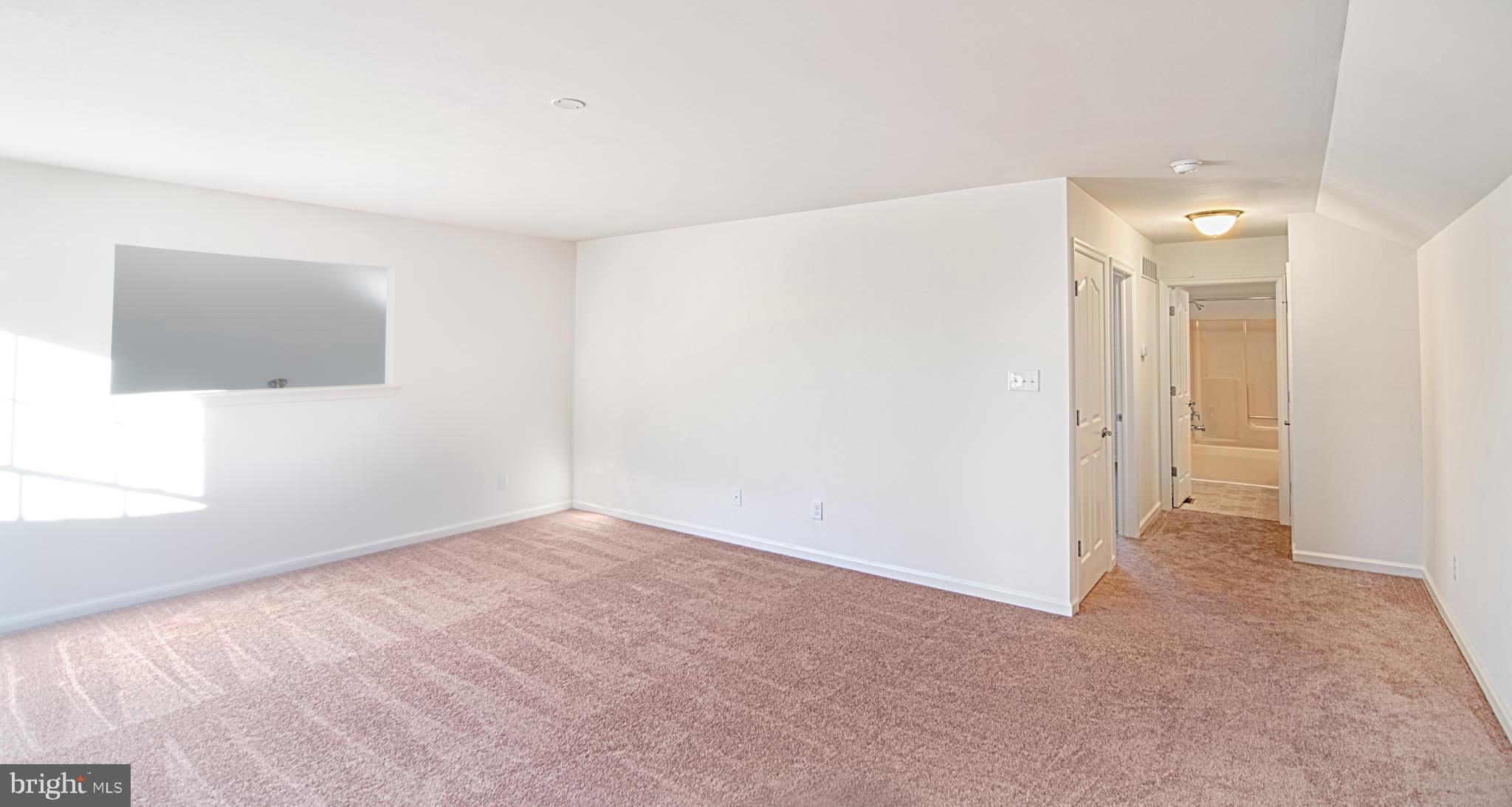 VILLAGE OF EASTRIDGE - Residential