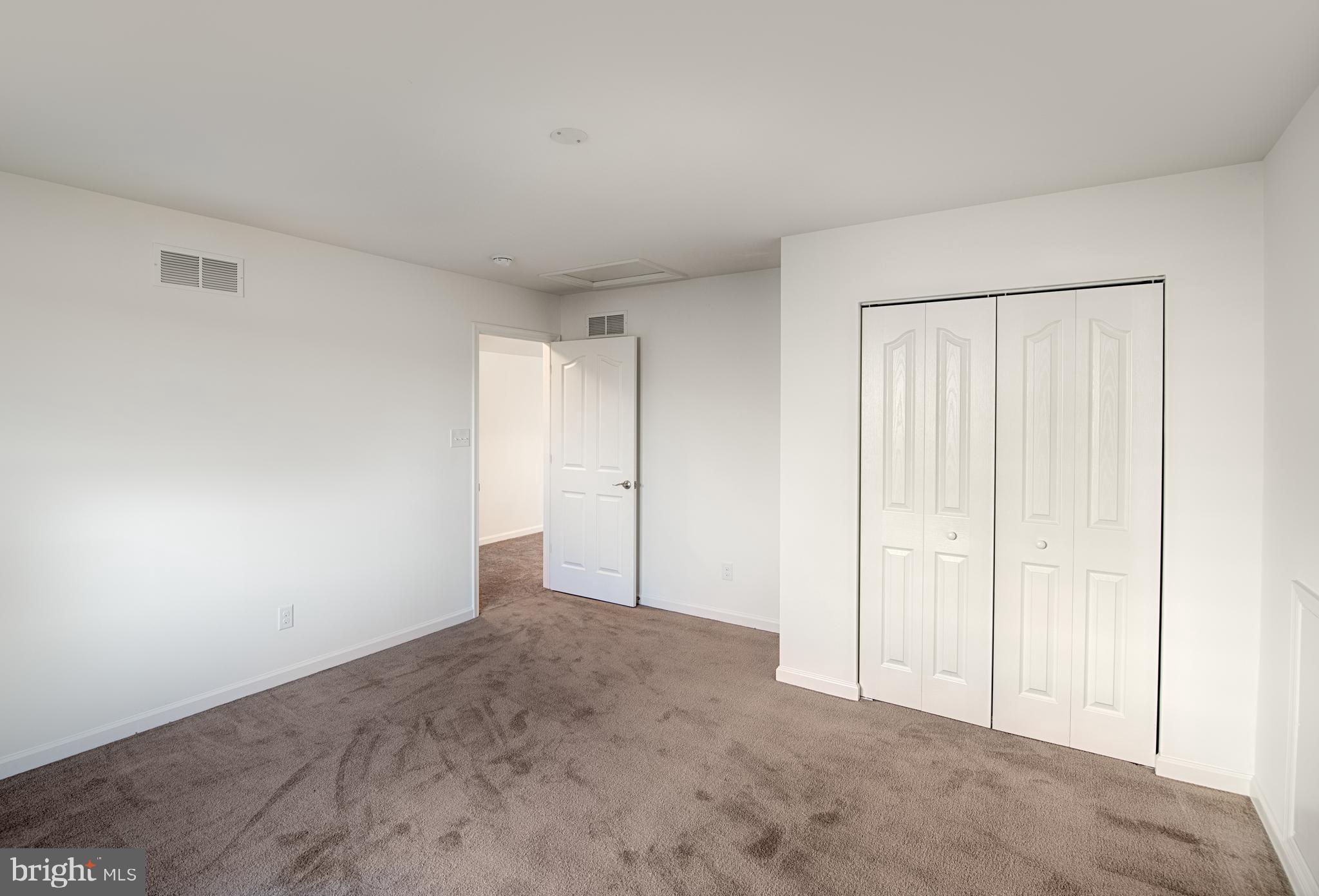 VILLAGE OF EASTRIDGE - Residential