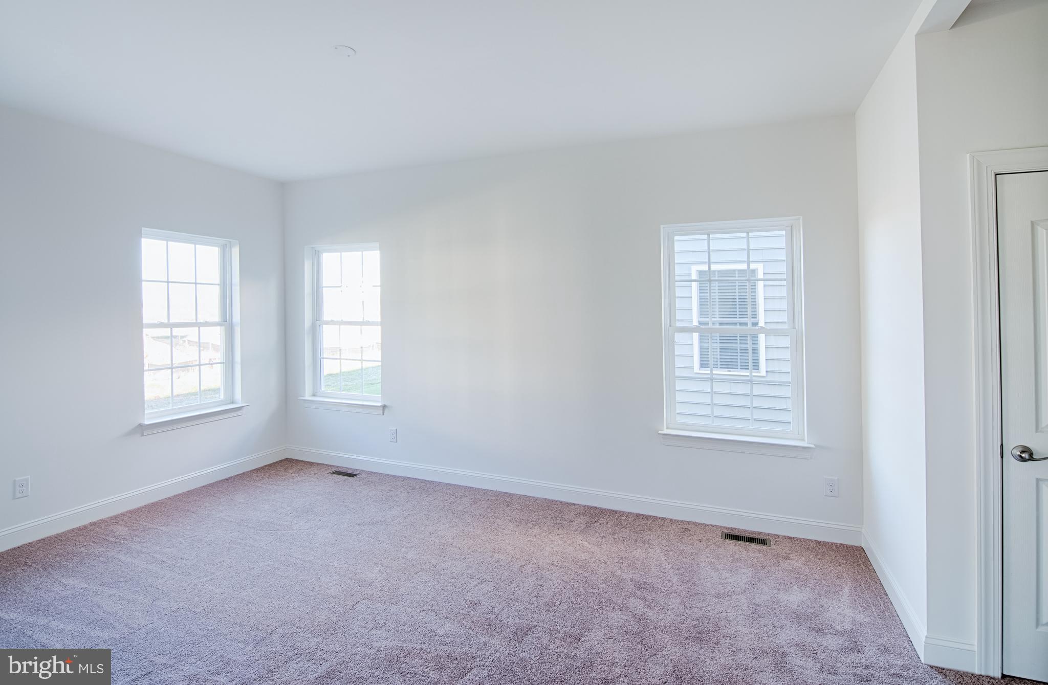 VILLAGE OF EASTRIDGE - Residential