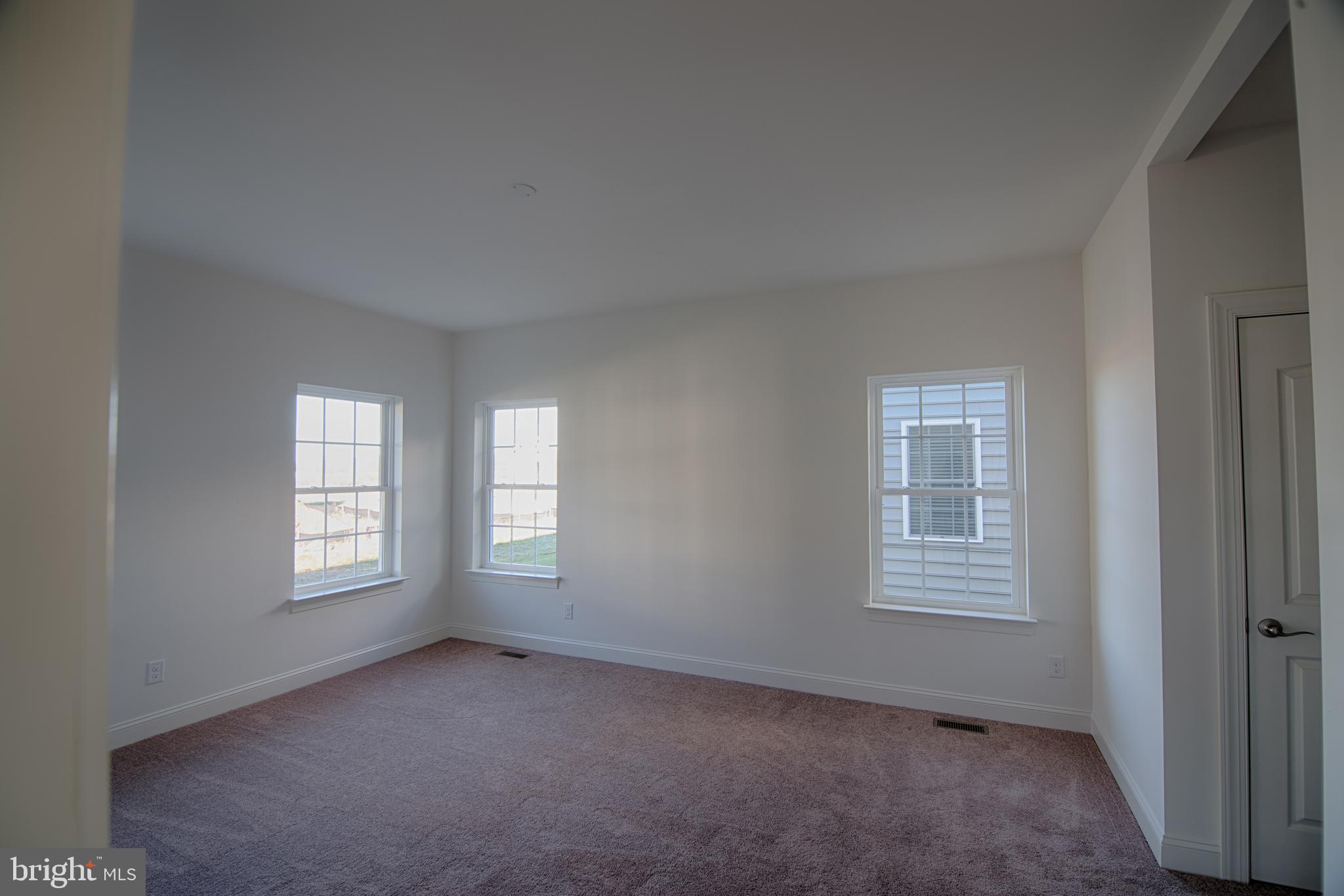 VILLAGE OF EASTRIDGE - Residential