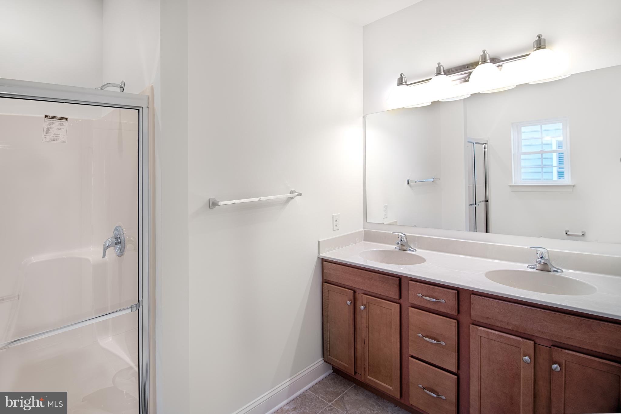 VILLAGE OF EASTRIDGE - Residential