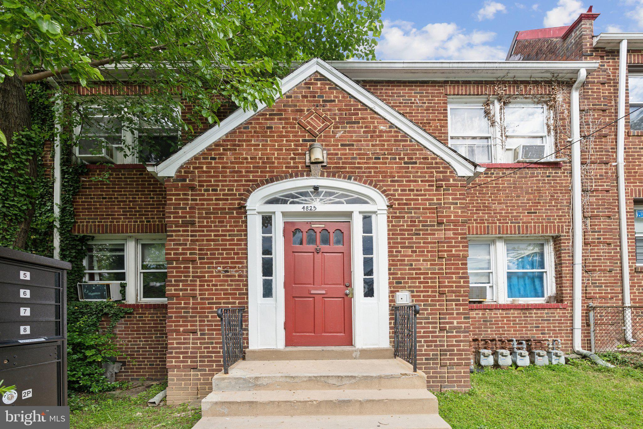 4825 3RD STREET NW
